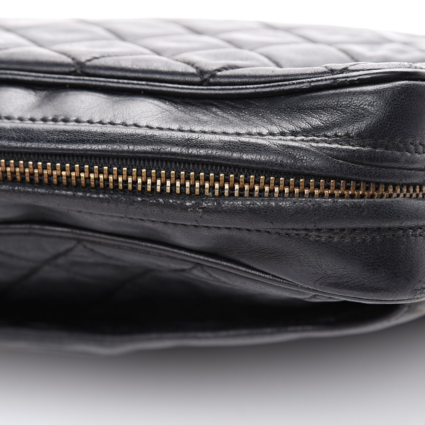 Lambskin Quilted CC Tassel Camera Case Black