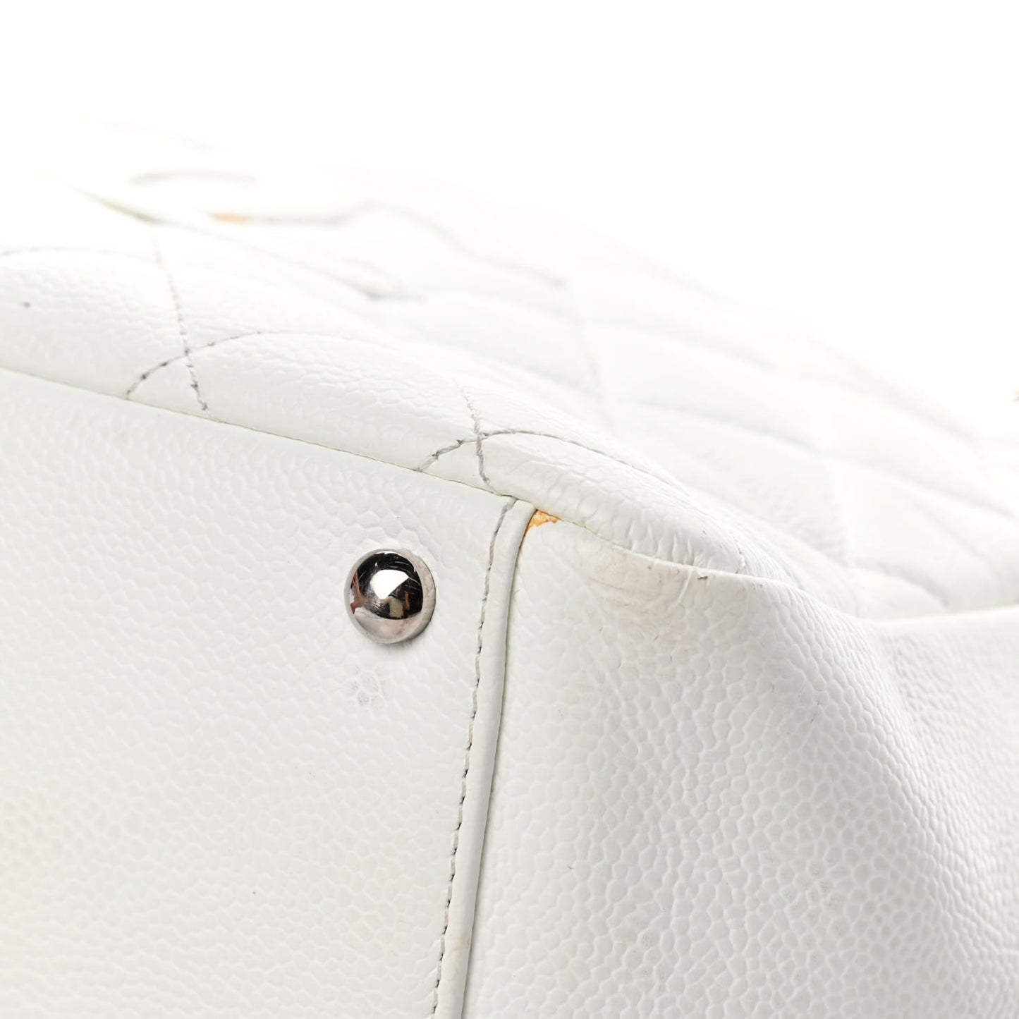 Caviar Quilted Petit Timeless Tote PTT White