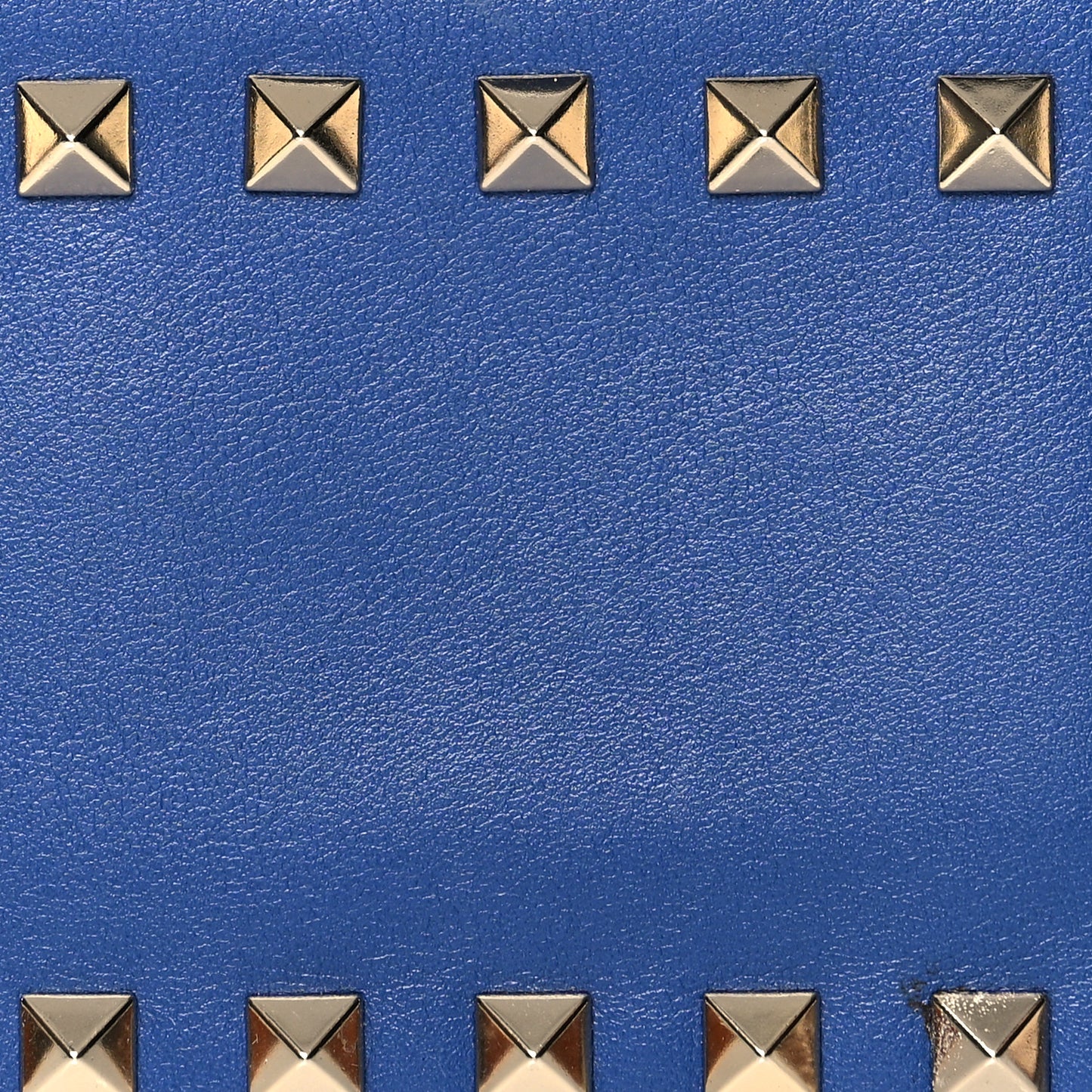 Calfskin Rockstud Coin Case Card Holder Baltique
