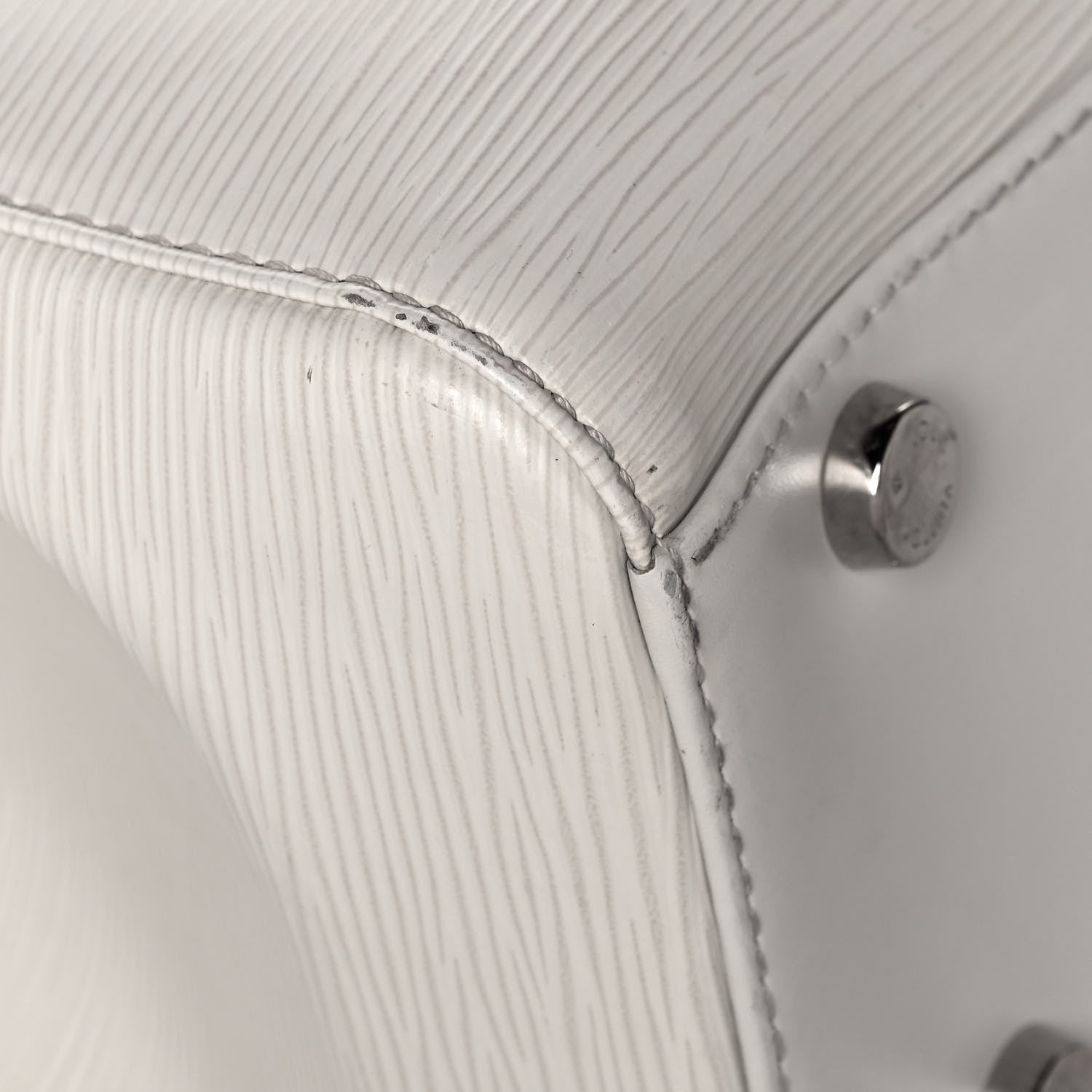 Louis Vuitton Epi Brea GM Ivory 7 of 14