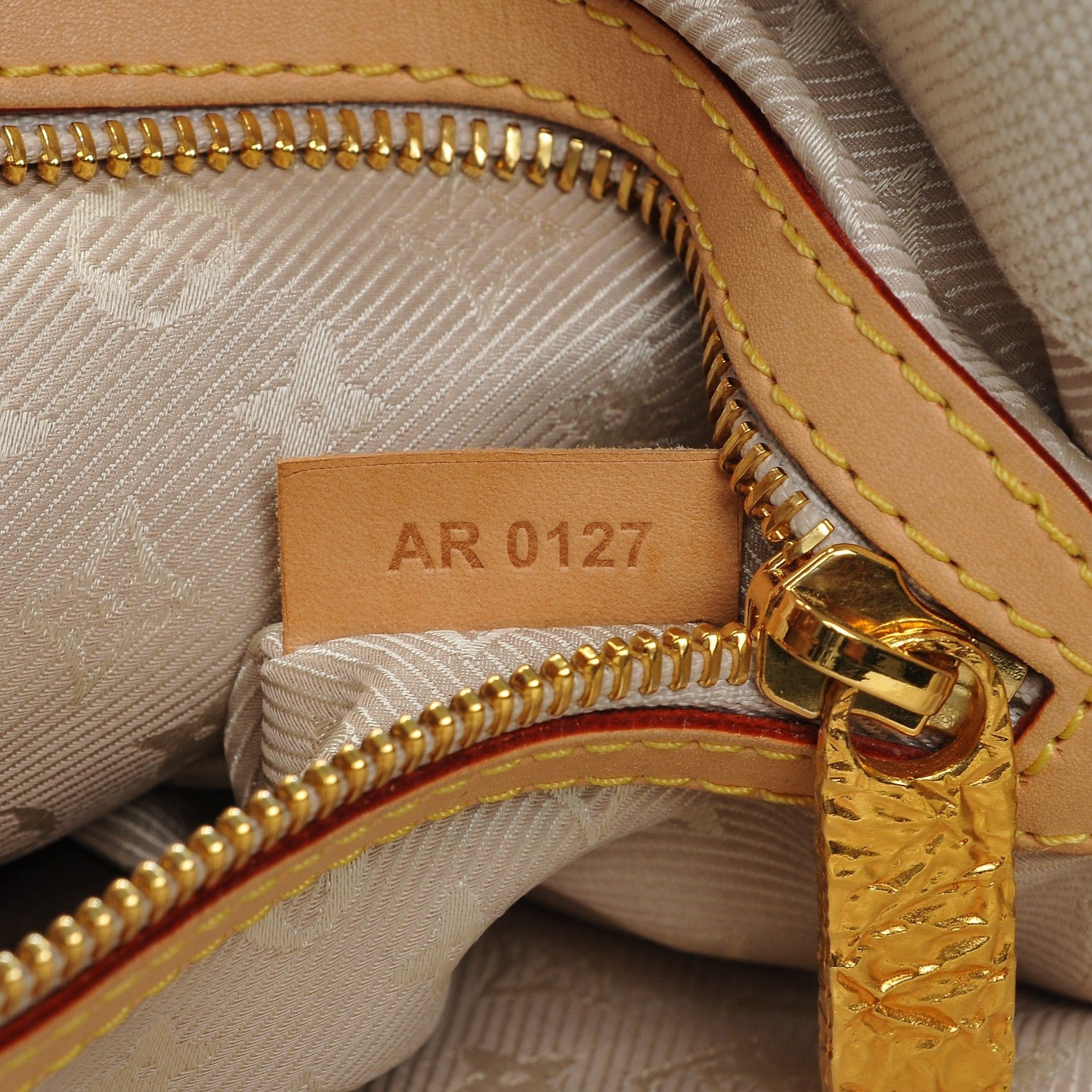 Louis Vuitton Polka Dot Fleurs Morgane 7 of 9