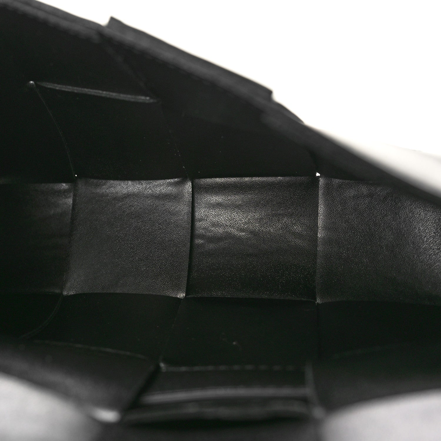 Bottega Veneta Nappa Maxi Intreccio The Belt Cassette Bag Black 5 of 9