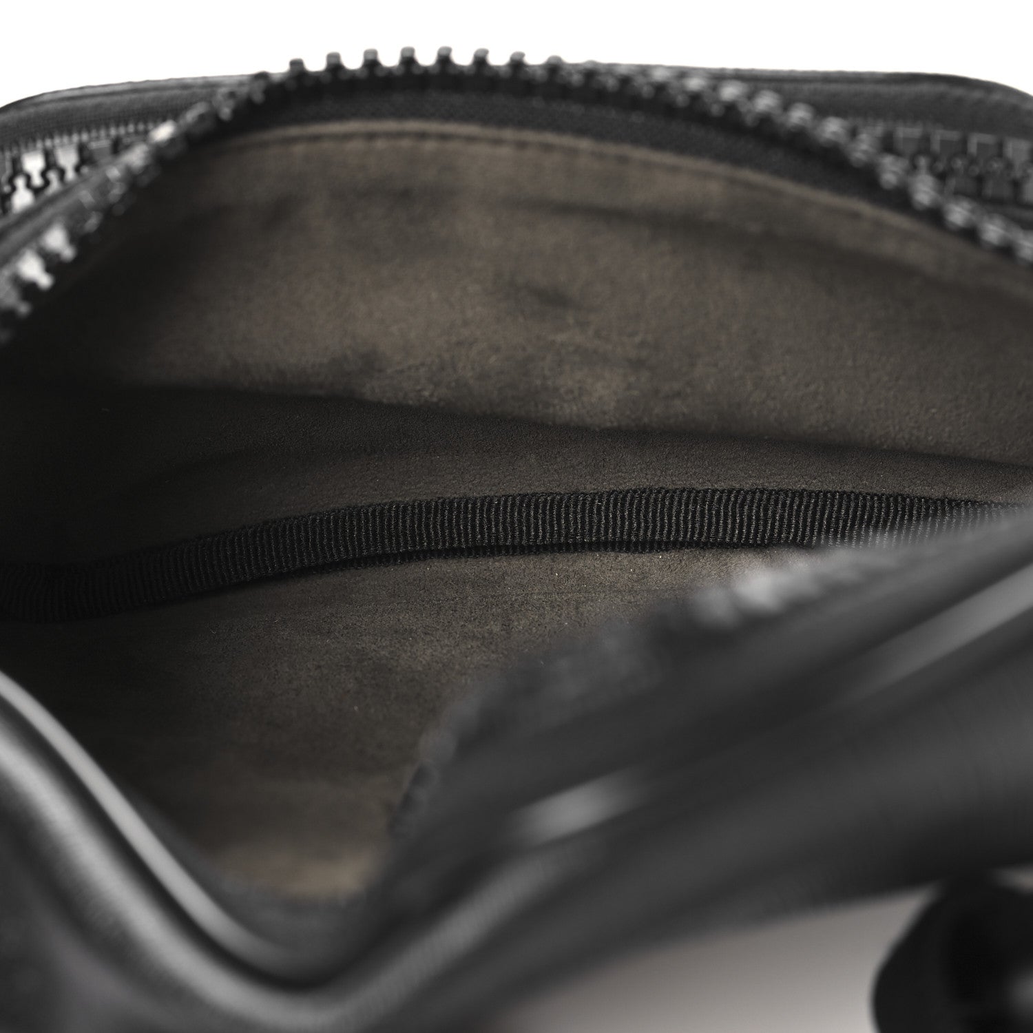 Gucci GG Supreme Monogram Belt Bag Black 5 of 10