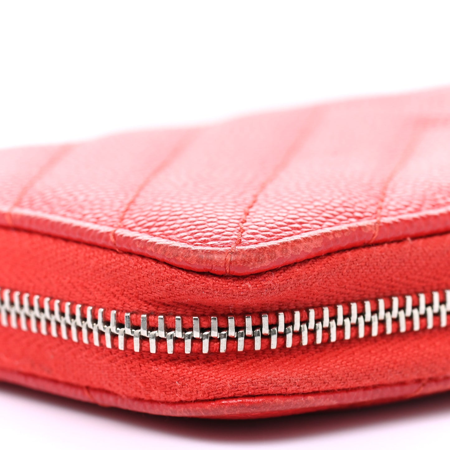 Caviar Chevron Quilted Medium Zip Around Wallet Red