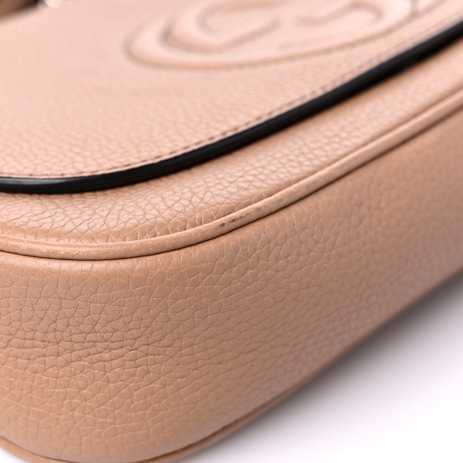 Gucci Pebbled Calfskin Medium Soho Flap Crossbody Camelia 8 of 16