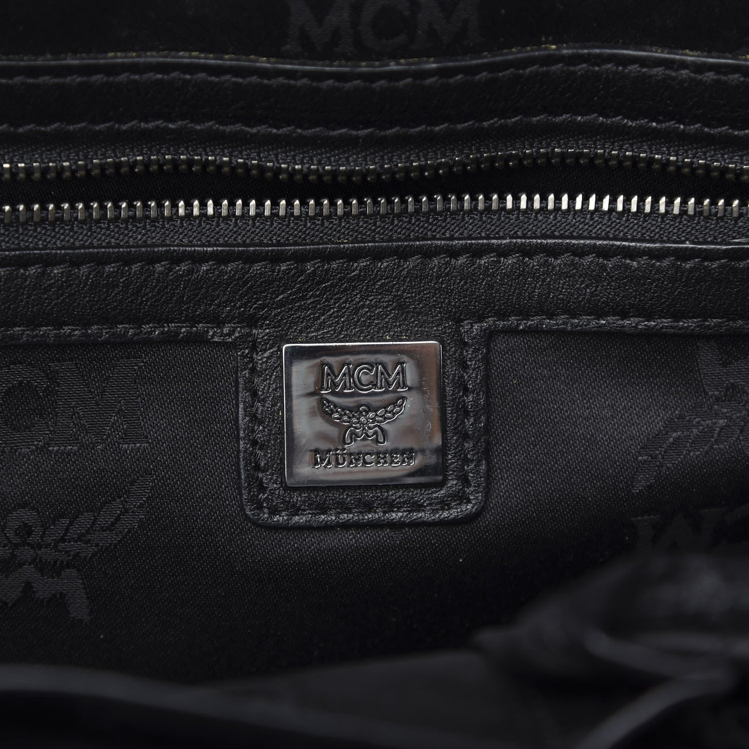 MCM Metallic Visetos Calfskin Medium Studded Munich Lion Stark Backpack Silver Black 5 of 9