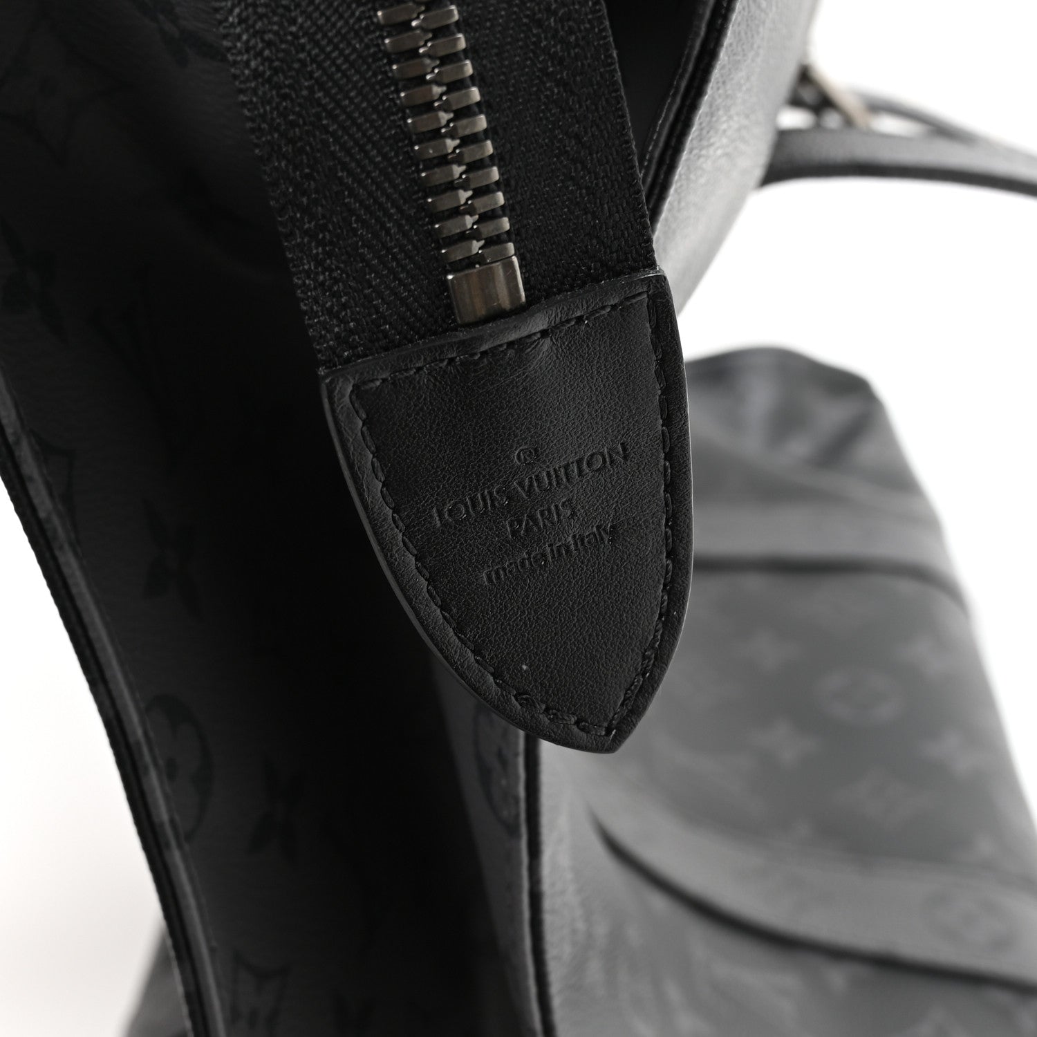 Louis Vuitton Monogram Eclipse Cabas Zippe GM Black 6 of 10