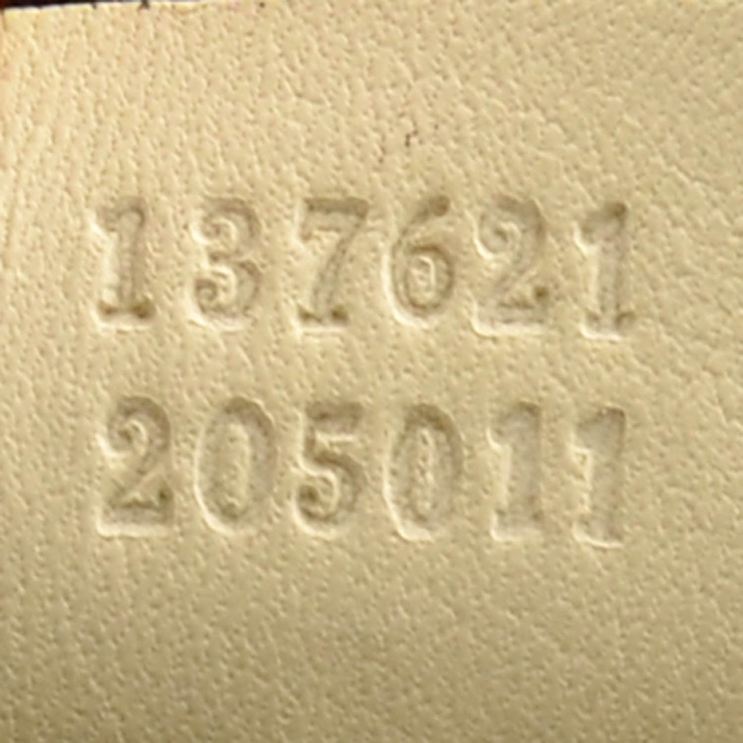Monogram Pelham Tote Ivory