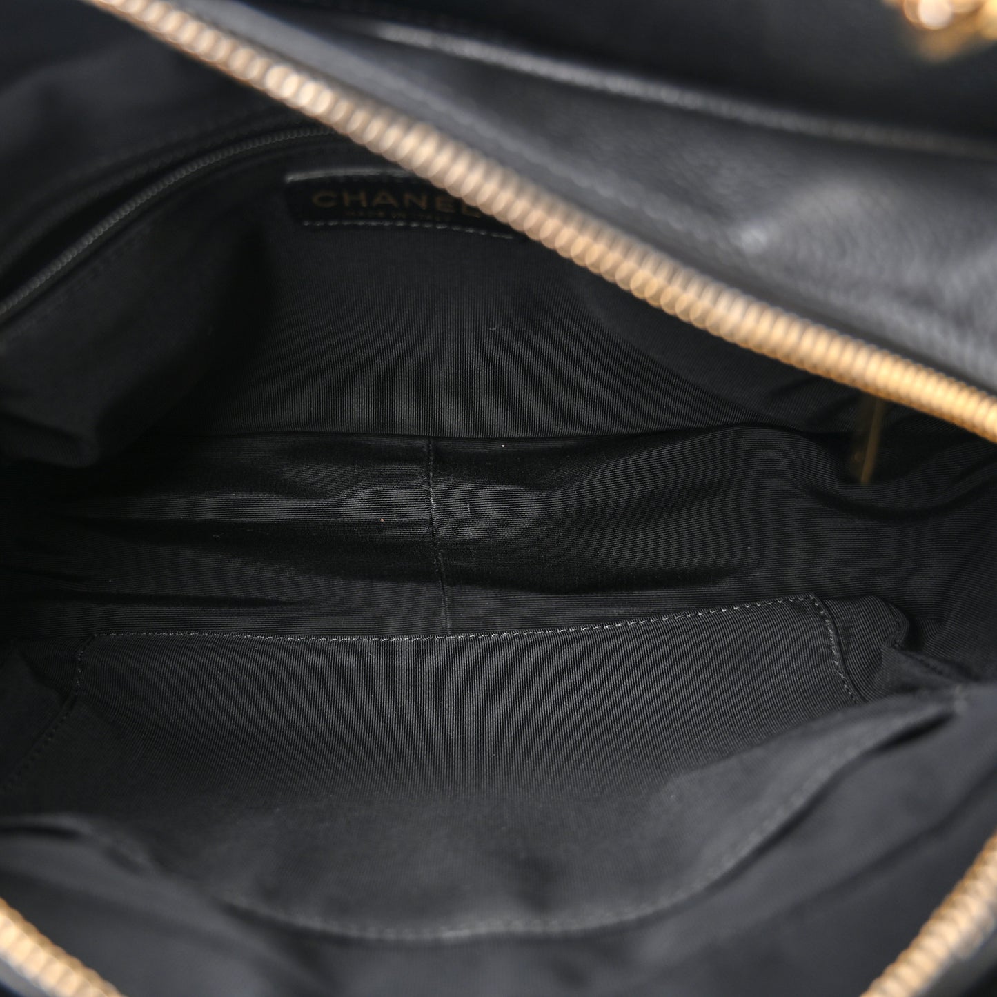 Caviar Quilted Petit Timeless Tote PTT Black