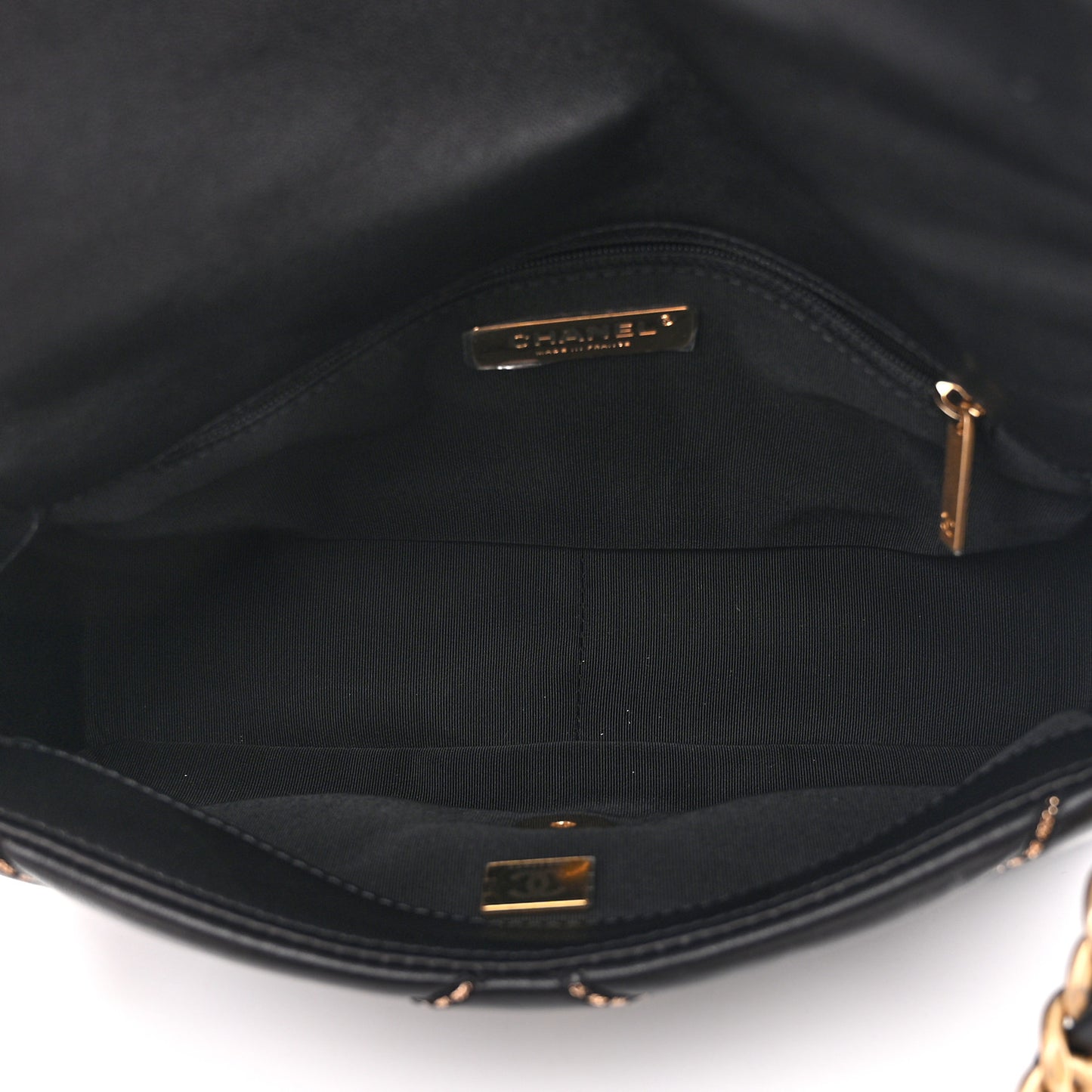 Lambskin Chain Quilted Medium Chanel 19 Flap Black