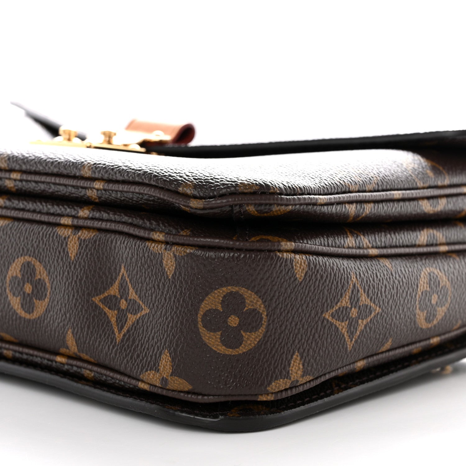 Louis Vuitton Monogram Pochette Metis 9 of 9