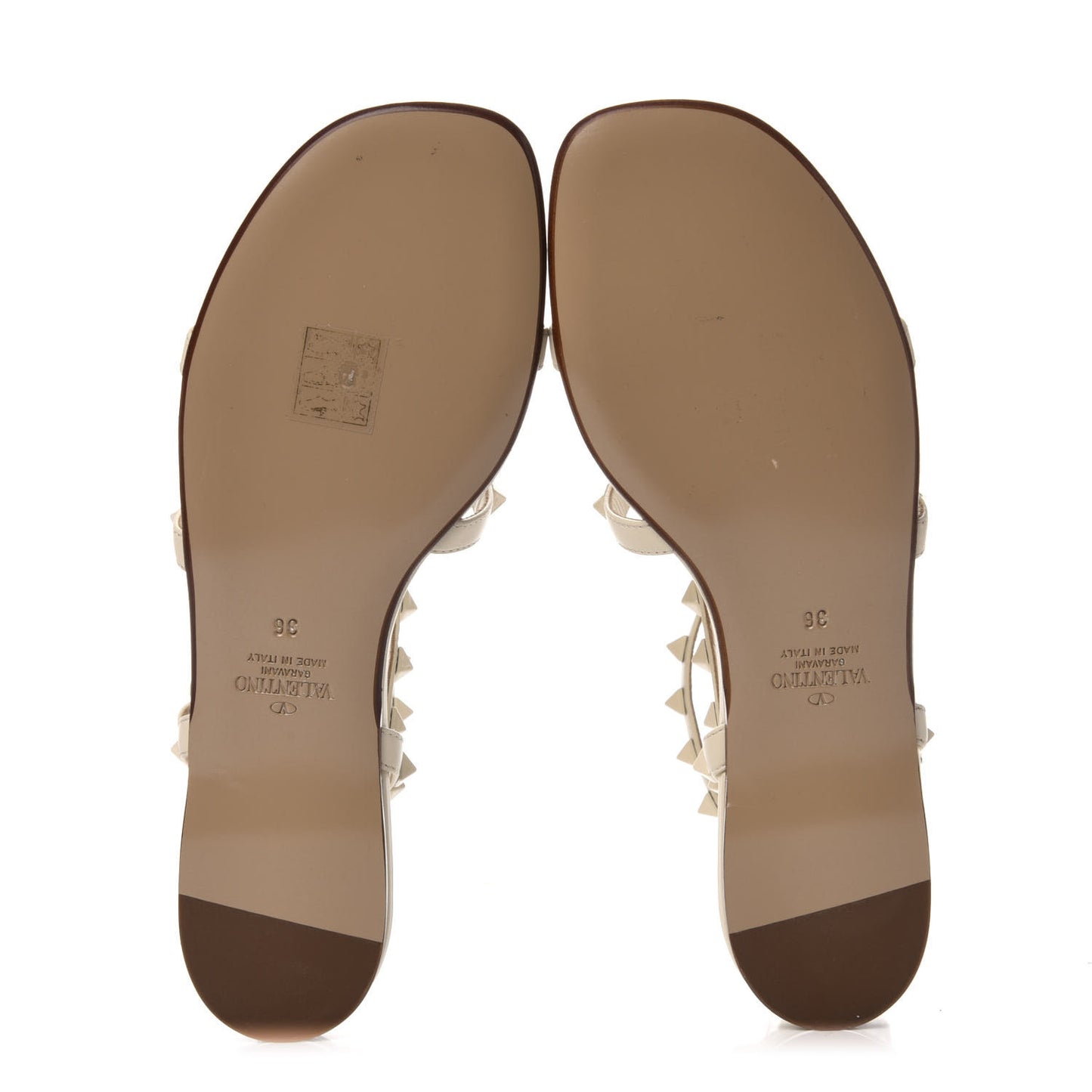 Calfskin Lacquered Monochrome Rockstud Gladiator Flat Sandals 36 Ivory