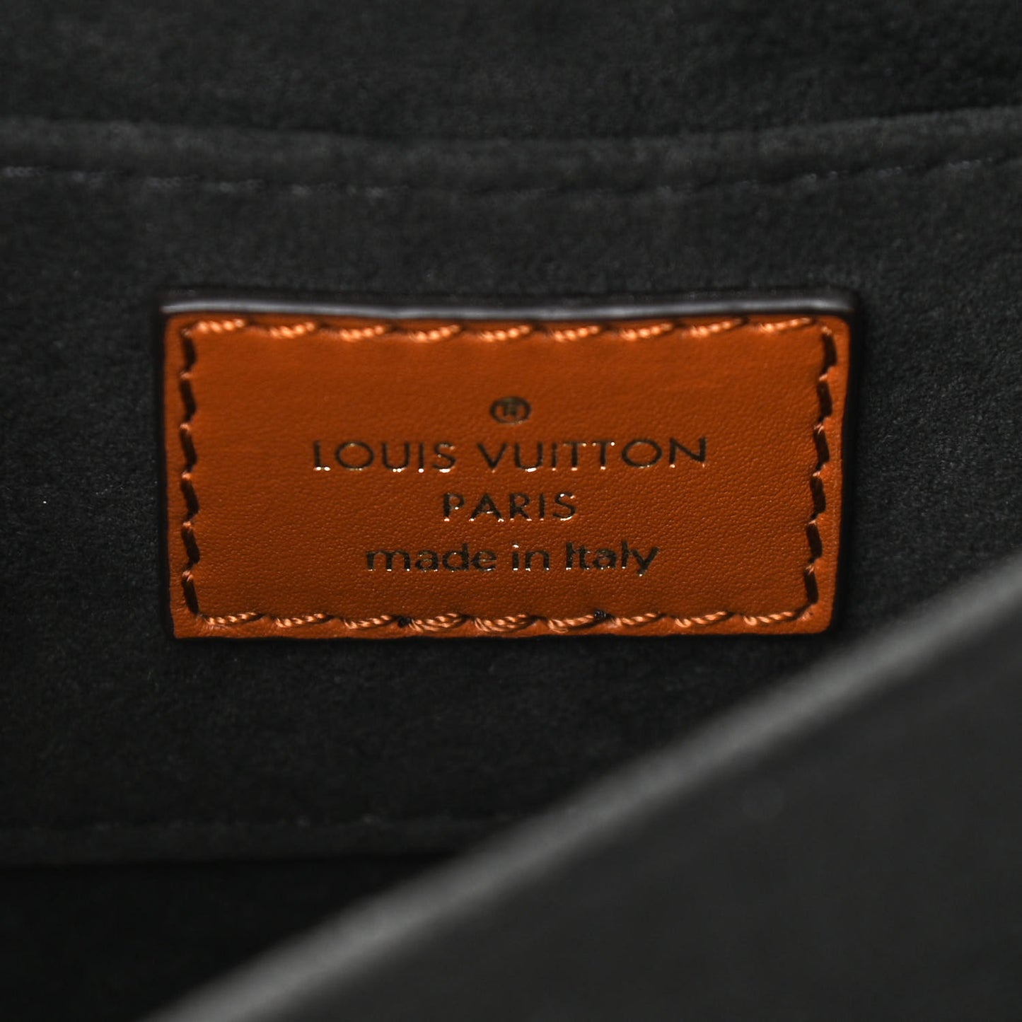 Reverse Monogram Dauphine Mini