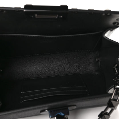 Valentino Garavani Grainy Calfskin Rockstud Clutch Black 4 of 8