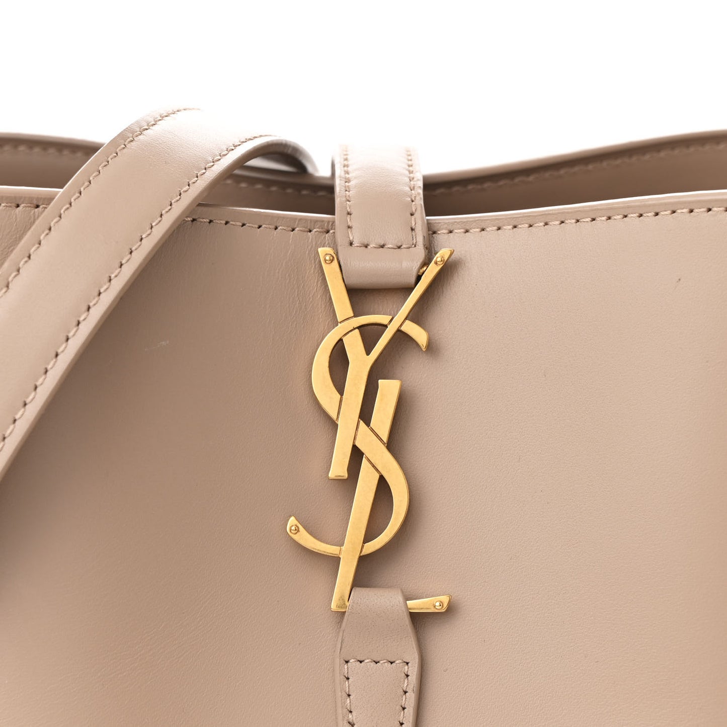 Shiny Calfskin Le 37 Small Bucket Bag Dark Beige