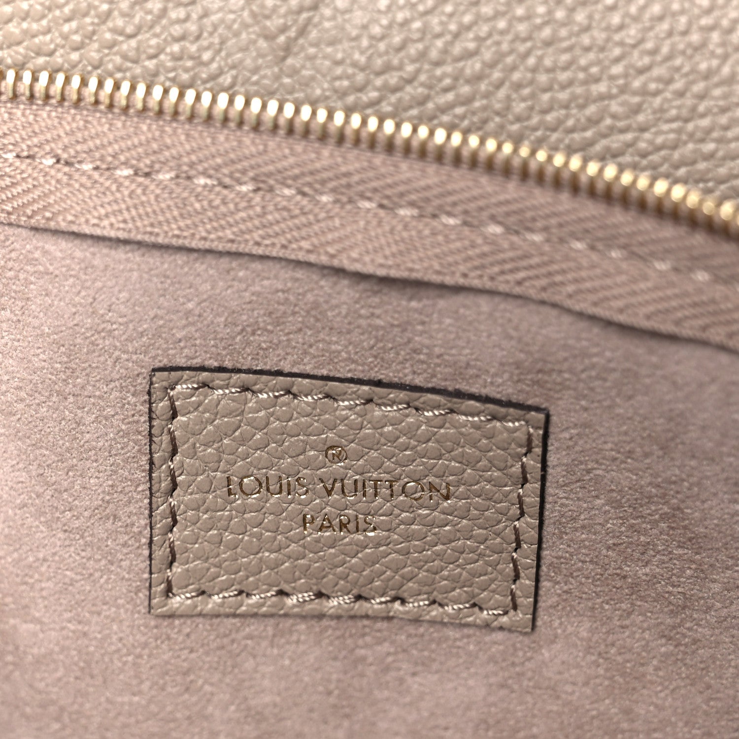 Louis Vuitton Empreinte Monogram Giant CarryAll MM Tourterelle 7 of 10