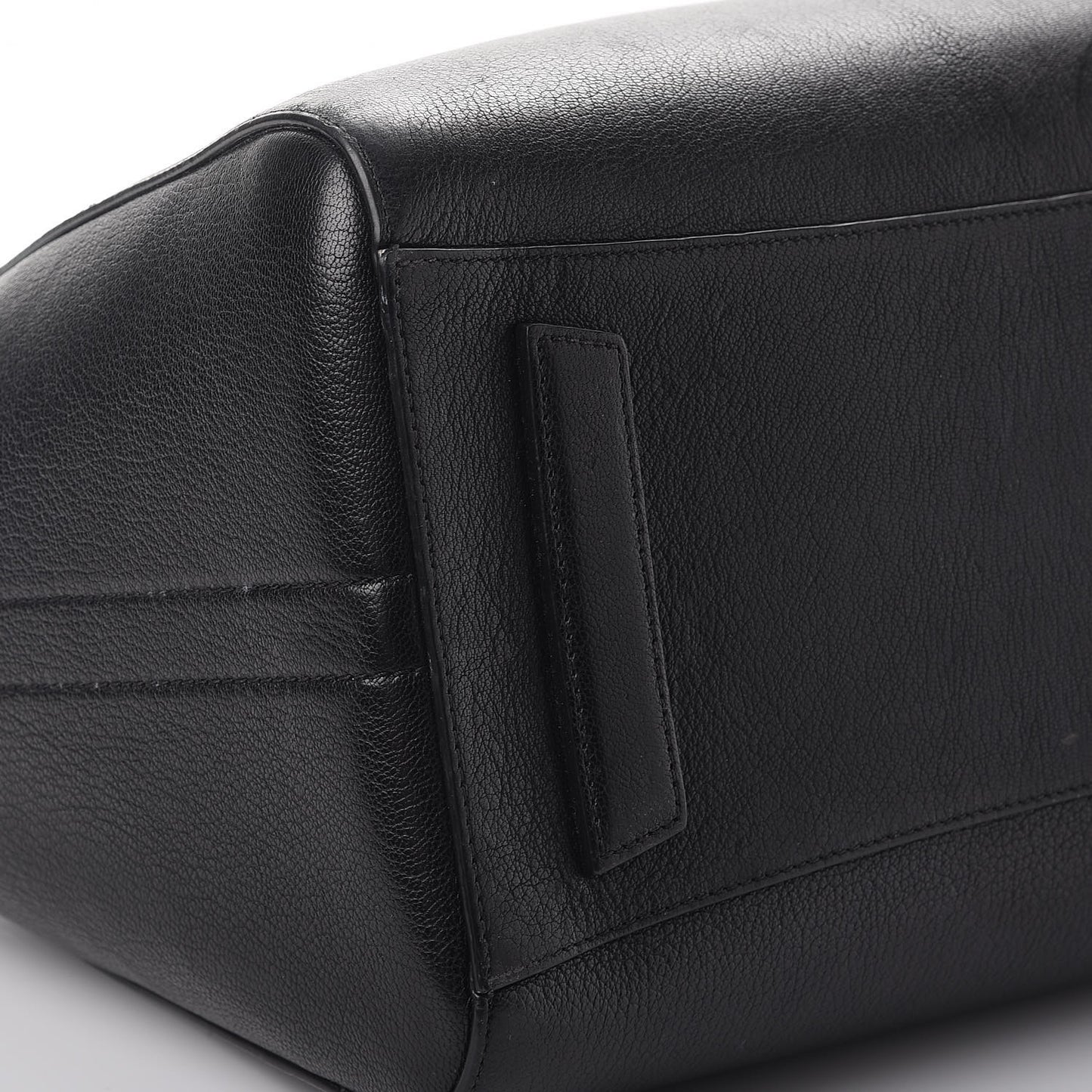 Sugar Goatskin Medium Antigona Black
