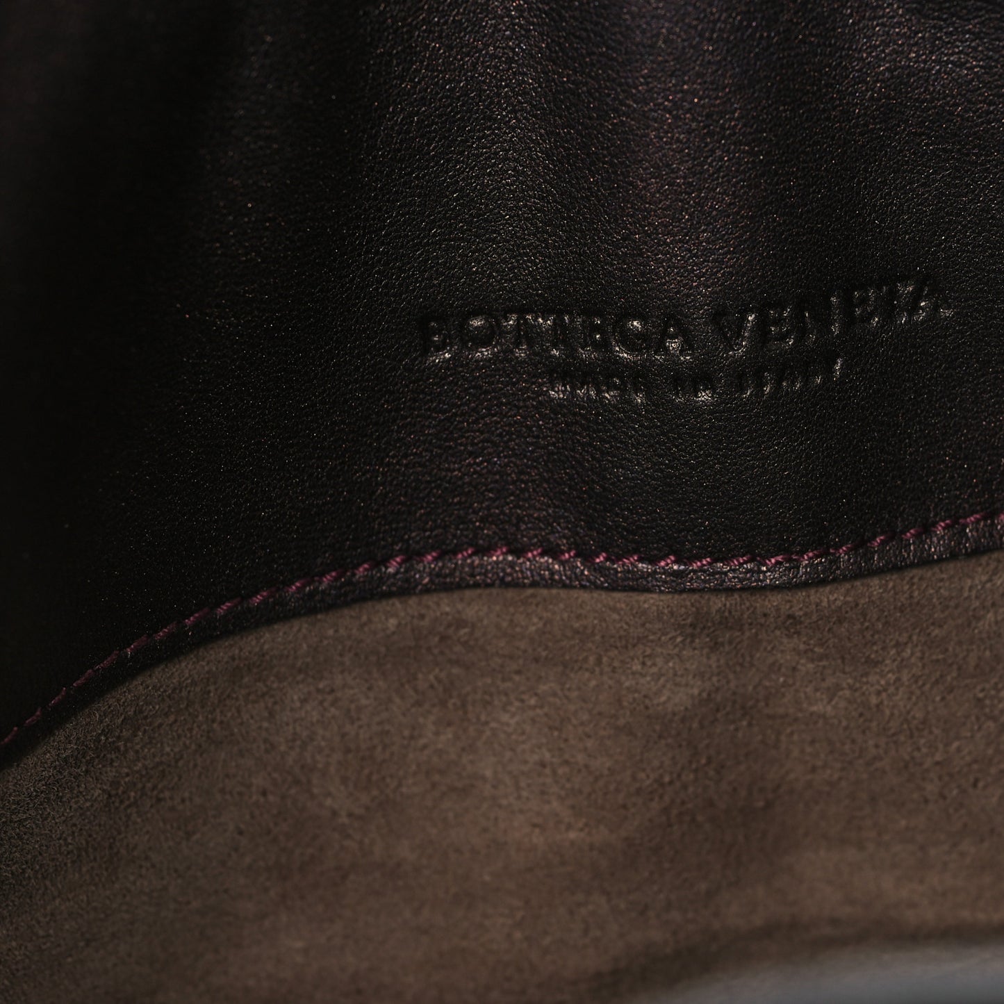 Nappa Intrecciato Small Loop Dark Bronze