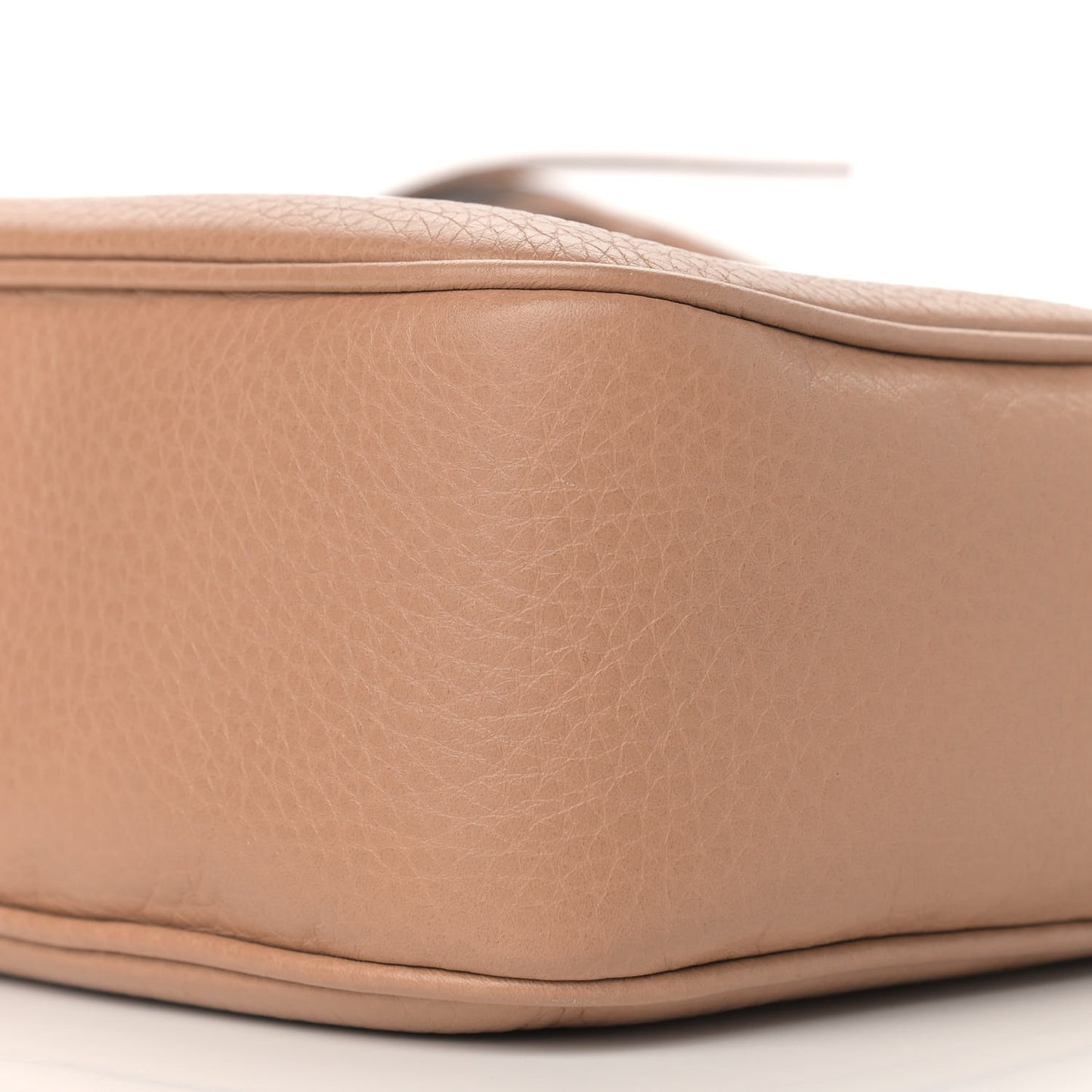 Pebbled Calfskin Small Soho Disco Bag Camelia