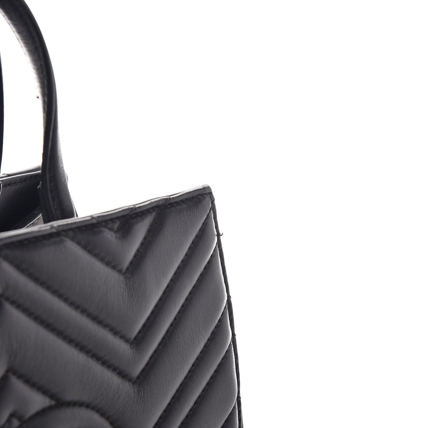 Calfskin Matelasse Small GG Marmont Tote Black