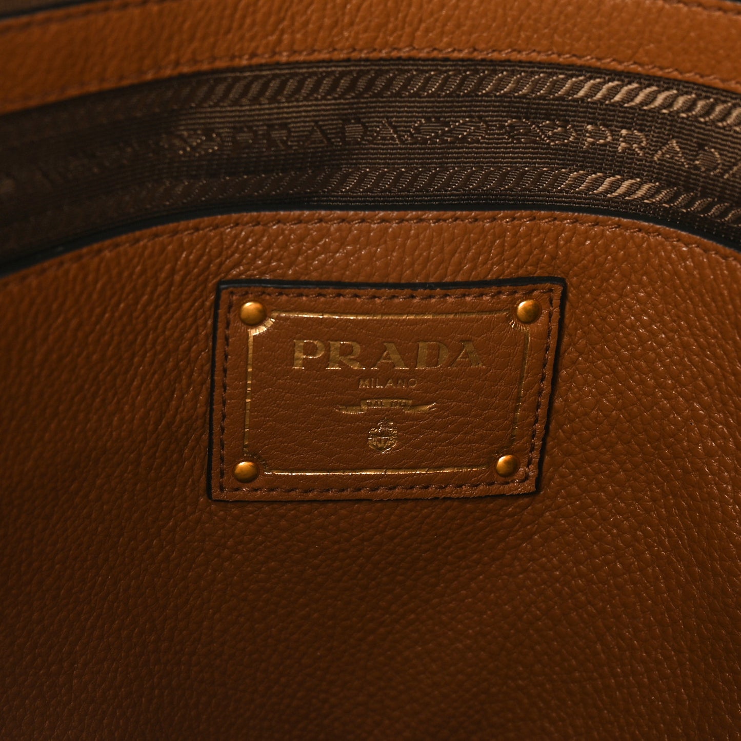 Vitello Phenix Tote Cannella