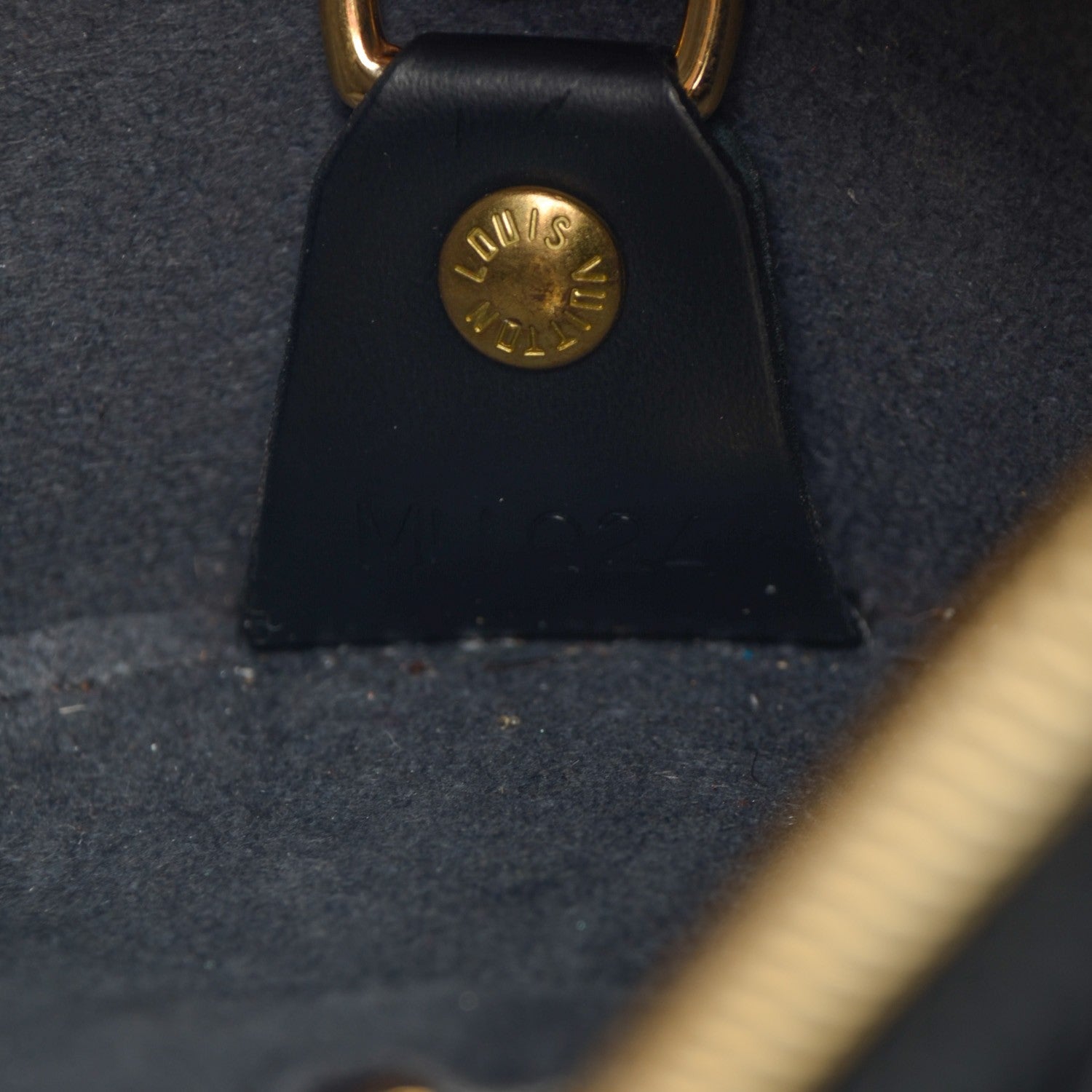 Louis Vuitton Epi Soufflot Black 6 of 8