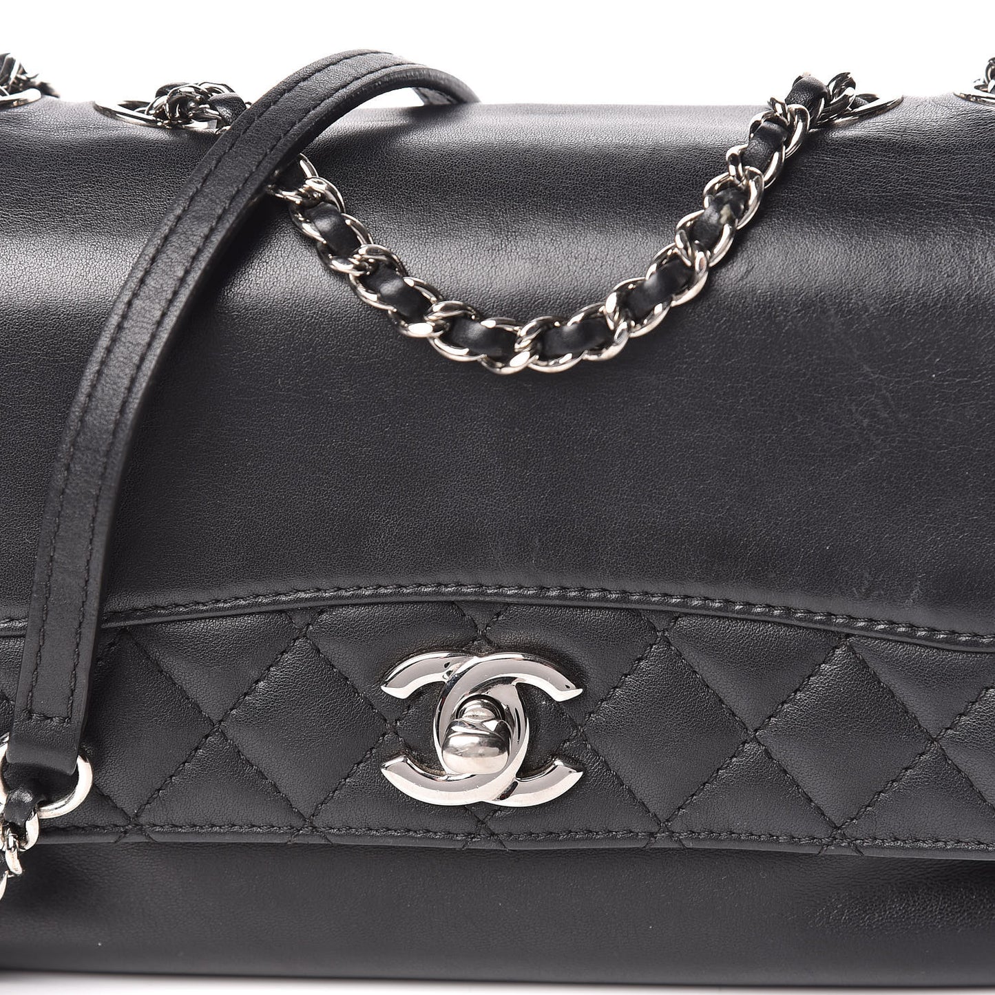 Calfskin Mini Tramezzo Flap Black