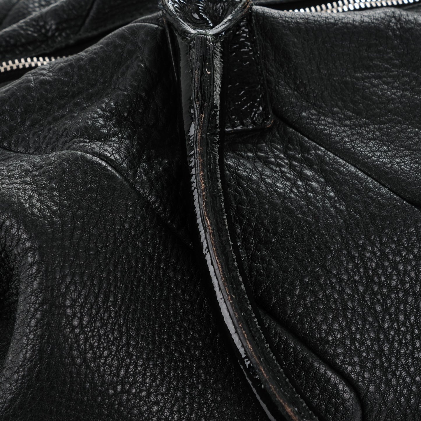 Pebbled Lambskin Medium Easy Sac Black