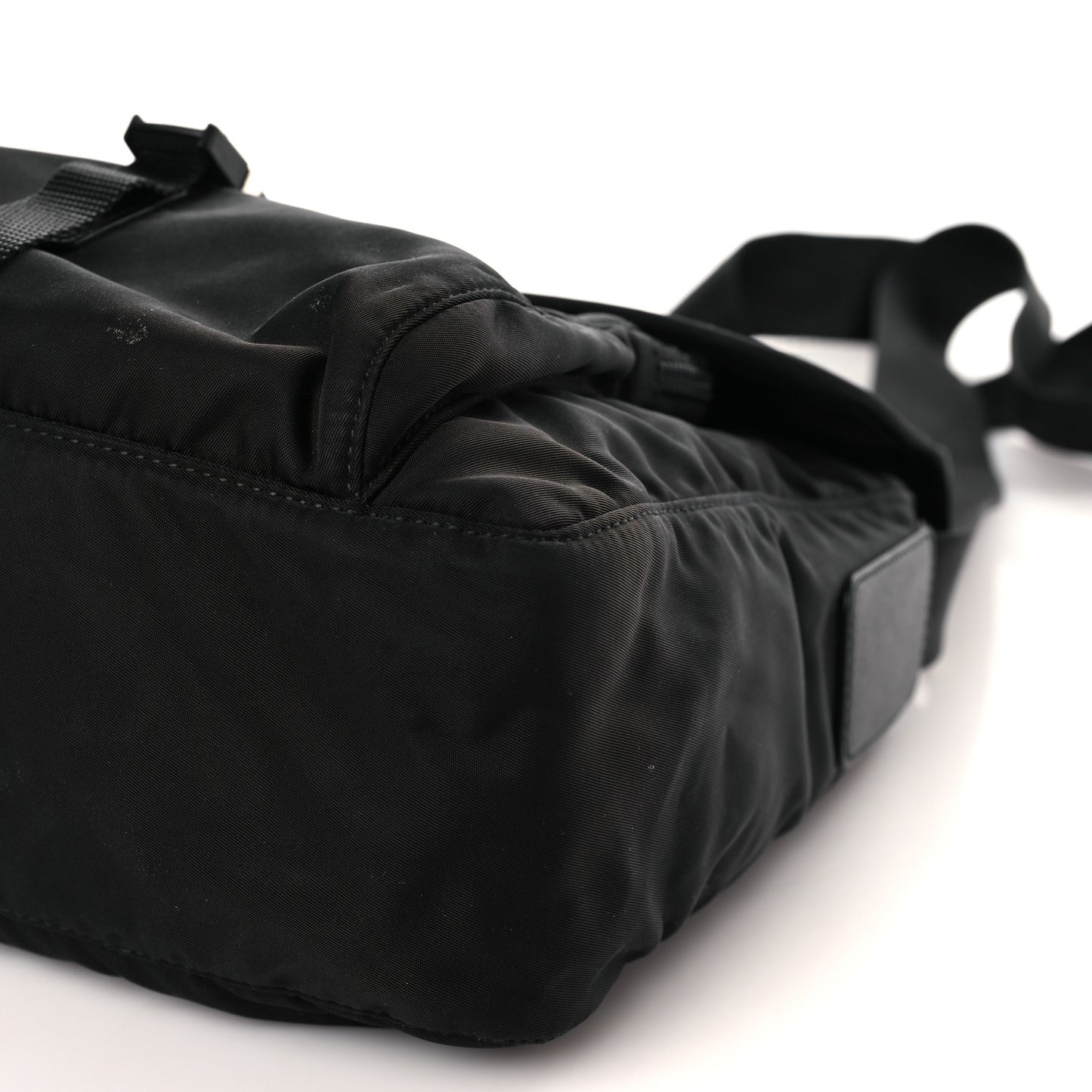 Tessuto Nylon Saffiano Small Vela Messenger Black