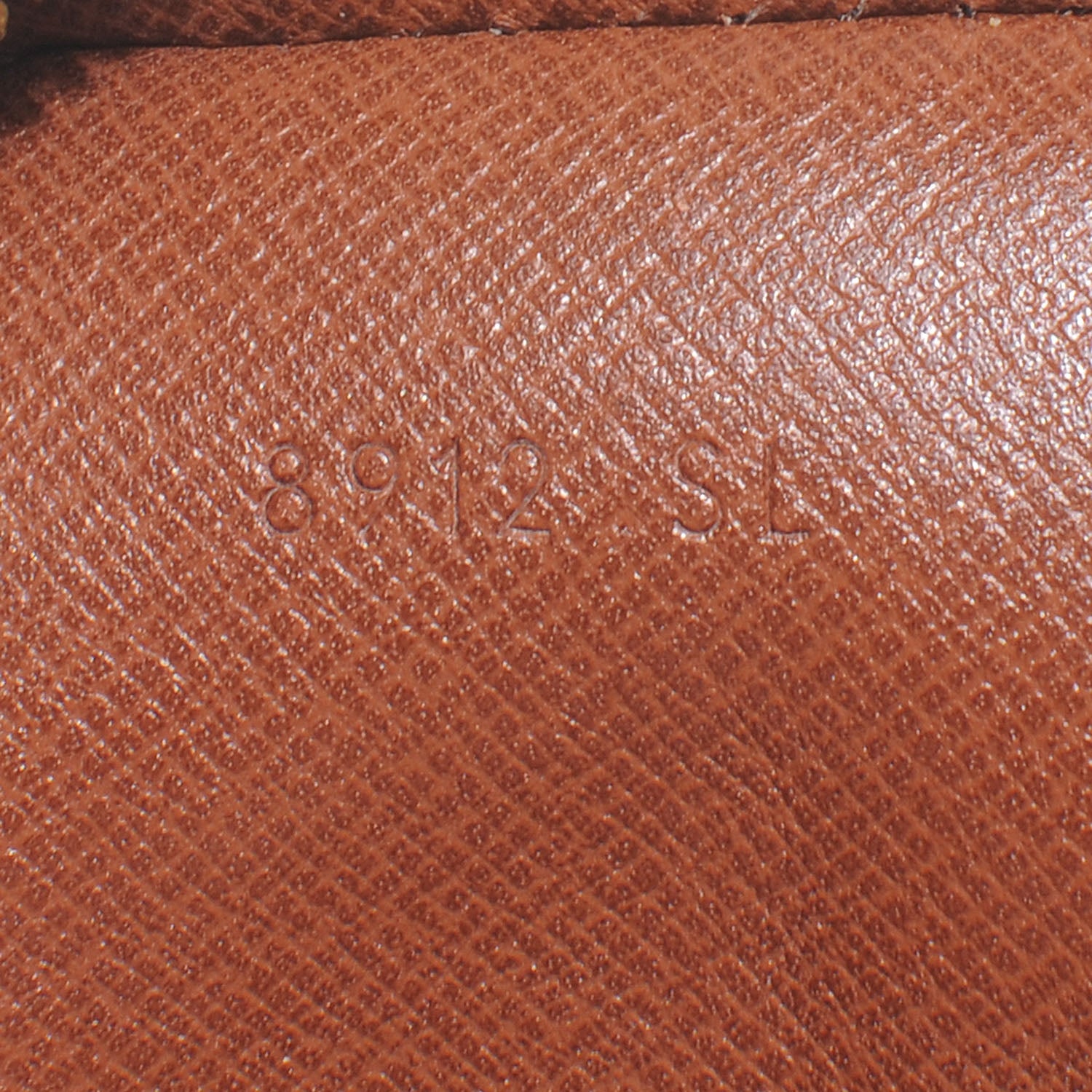 Louis Vuitton Monogram Danube 15 7 of 7