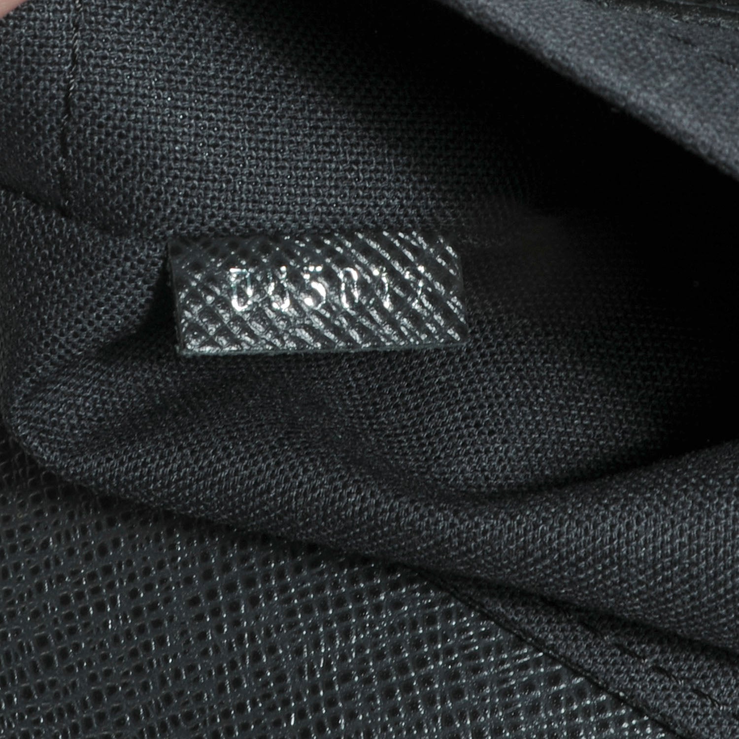 Louis Vuitton Taiga Luka Messenger Bag Ardoise 7 of 7