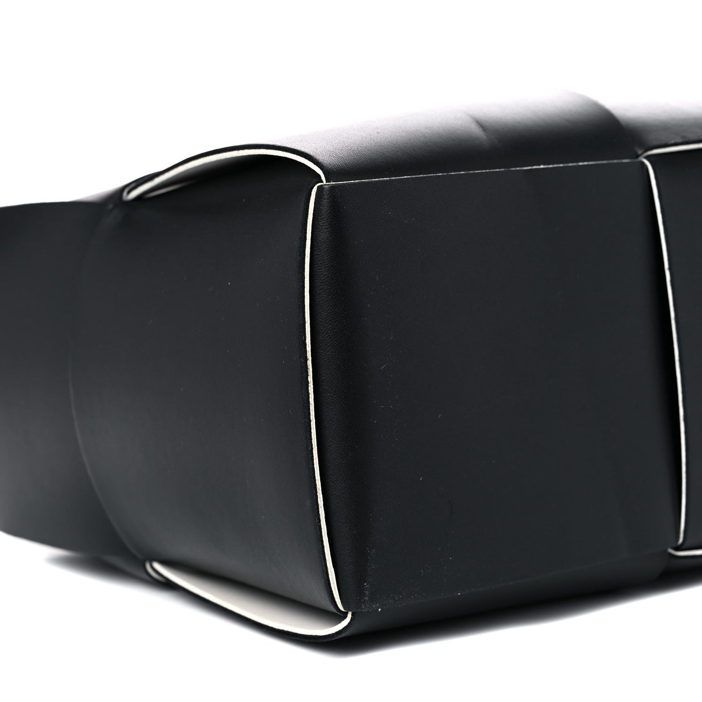 Nappa Maxi Intrecciato Medium Arco Tote Black White