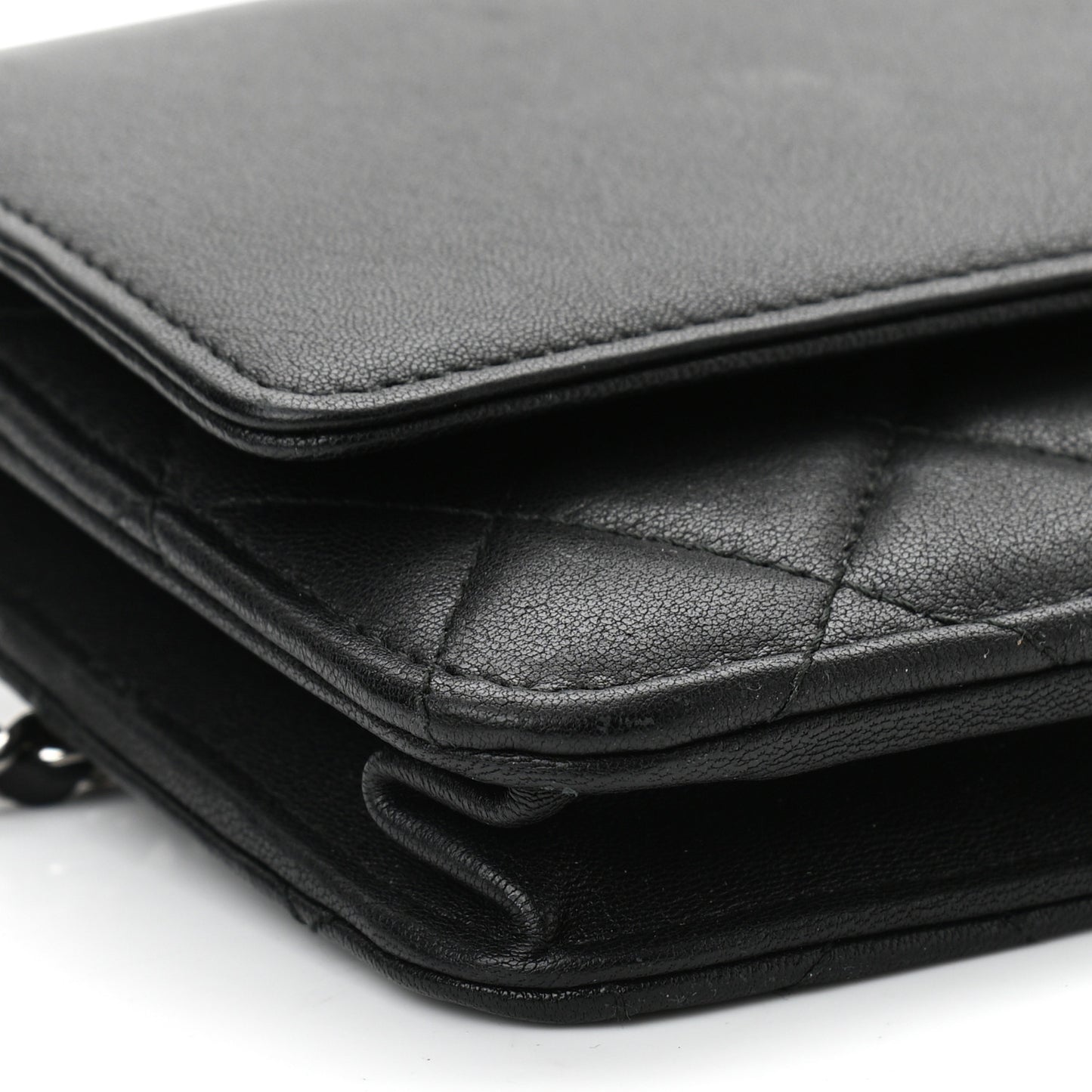 Grained Calfskin Quilted Urban Champion Wallet On Chain WOC Black
