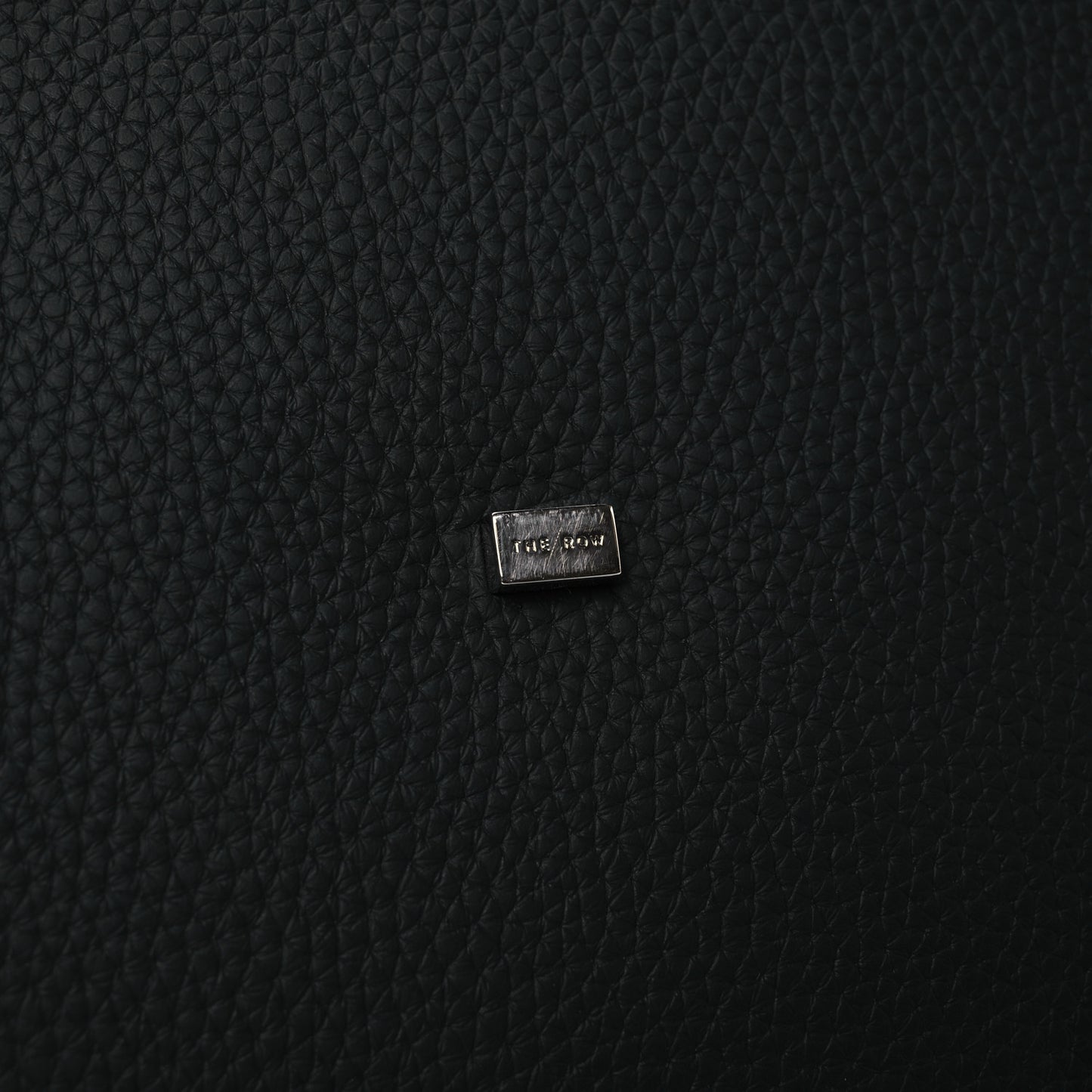 Grained Calfskin Soft Margaux 17 Black