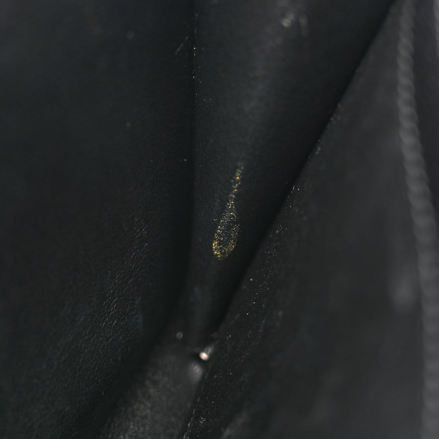 Grain De Poudre Matelasse Chevron Monogram Chain Wallet Black