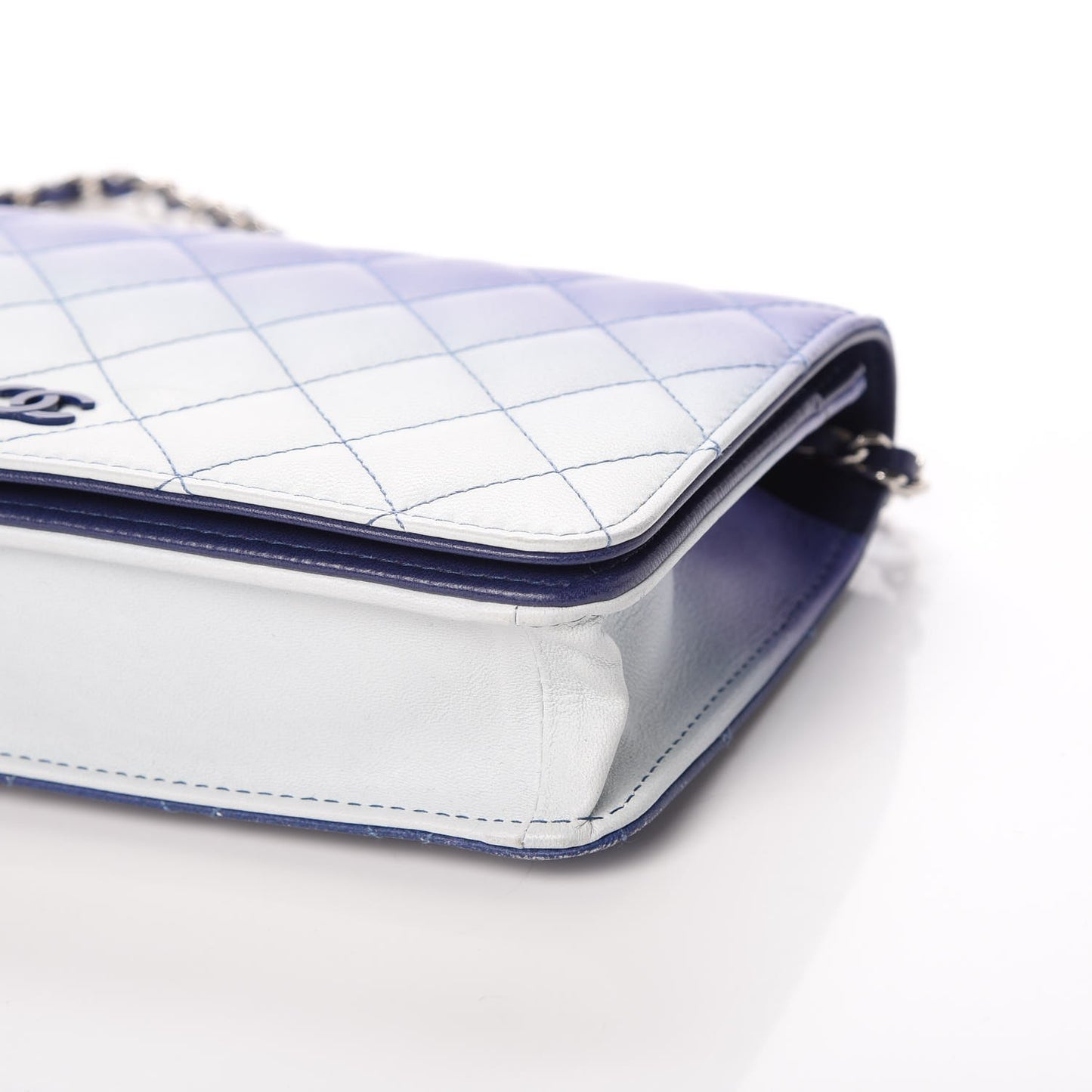 Lambskin Quilted Degrade Wallet On Chain WOC Purple White