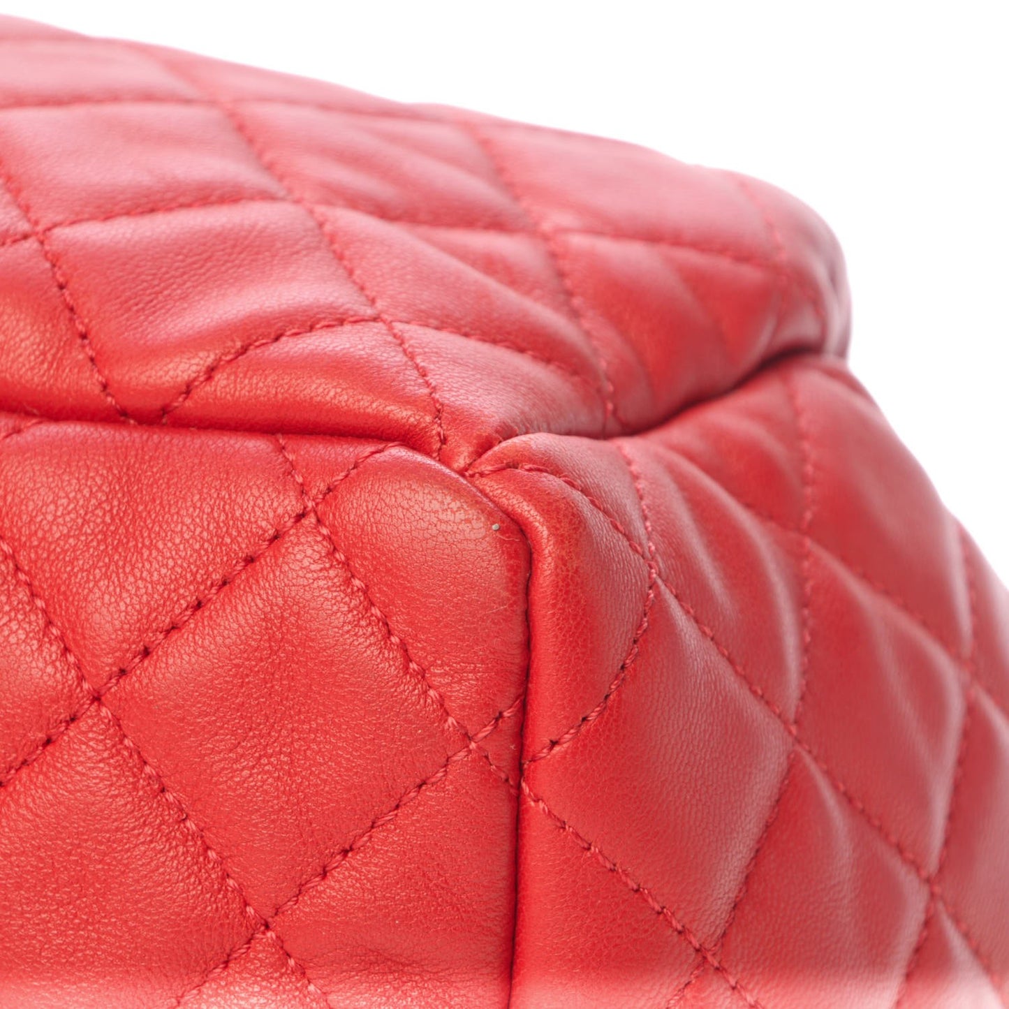 Lambskin Quilted Small CC Chain Drawstring Bucket Bag Red