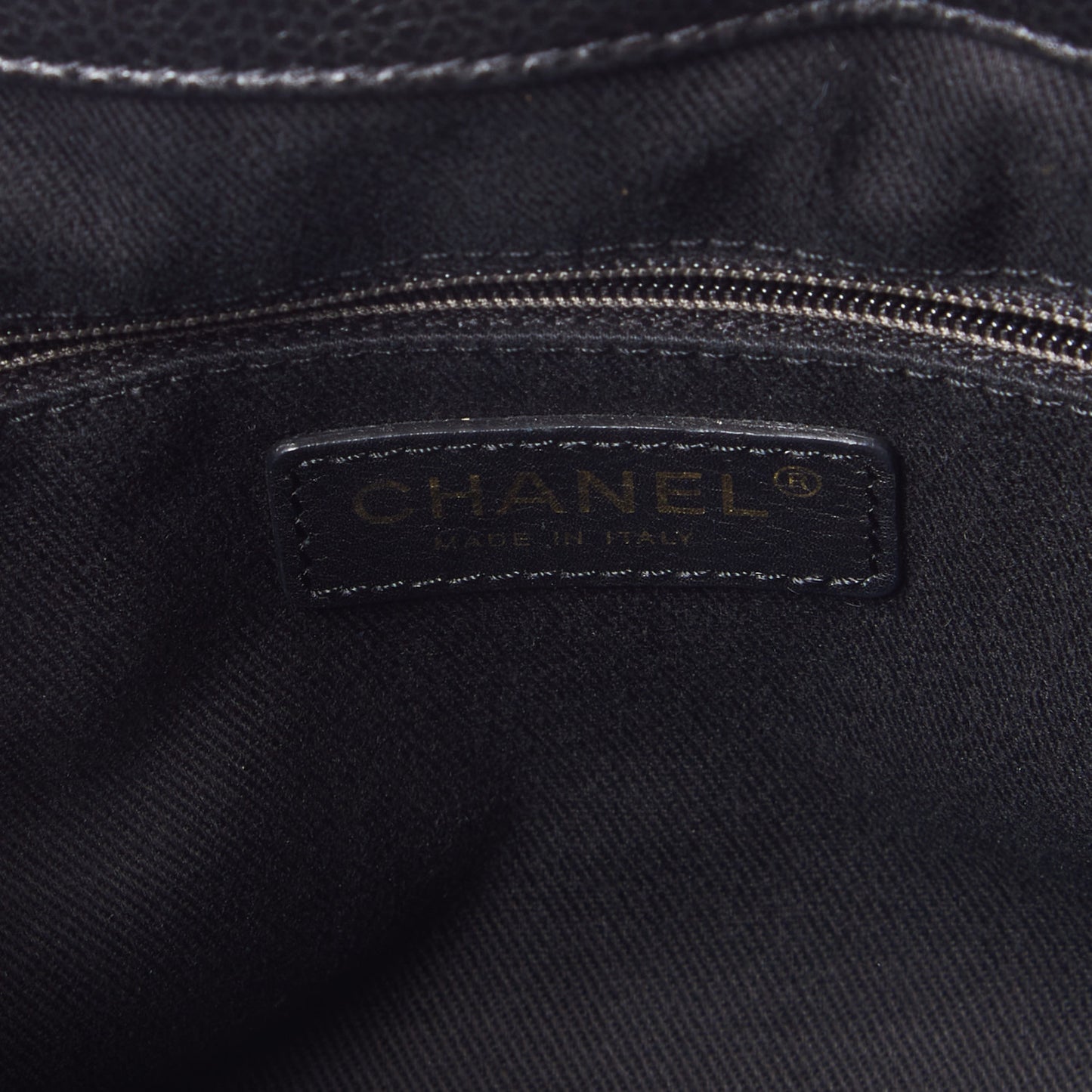 Caviar Quilted CC Timeless Soft Tote Black