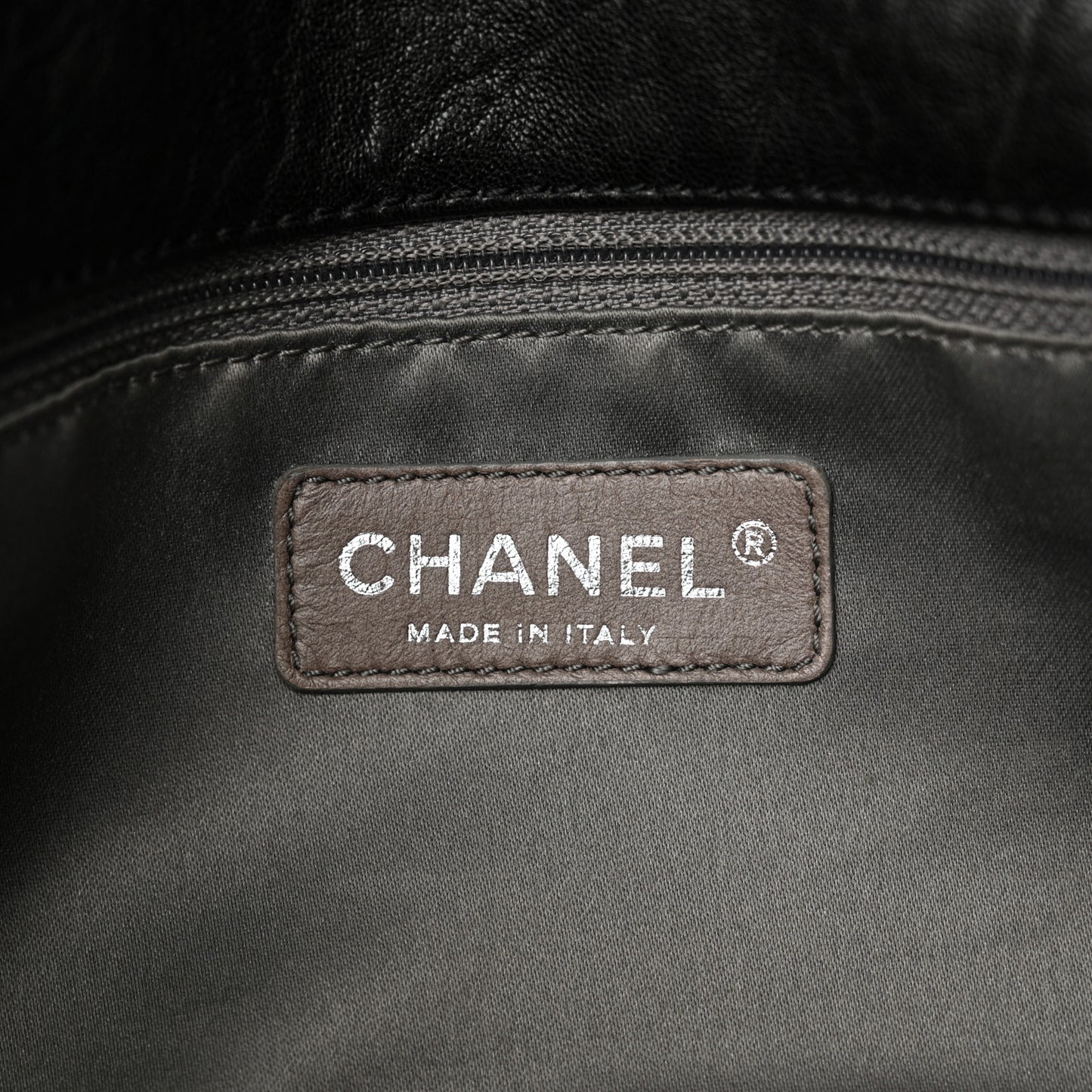 Distressed Lambskin Medium Leo Lion Flap Black