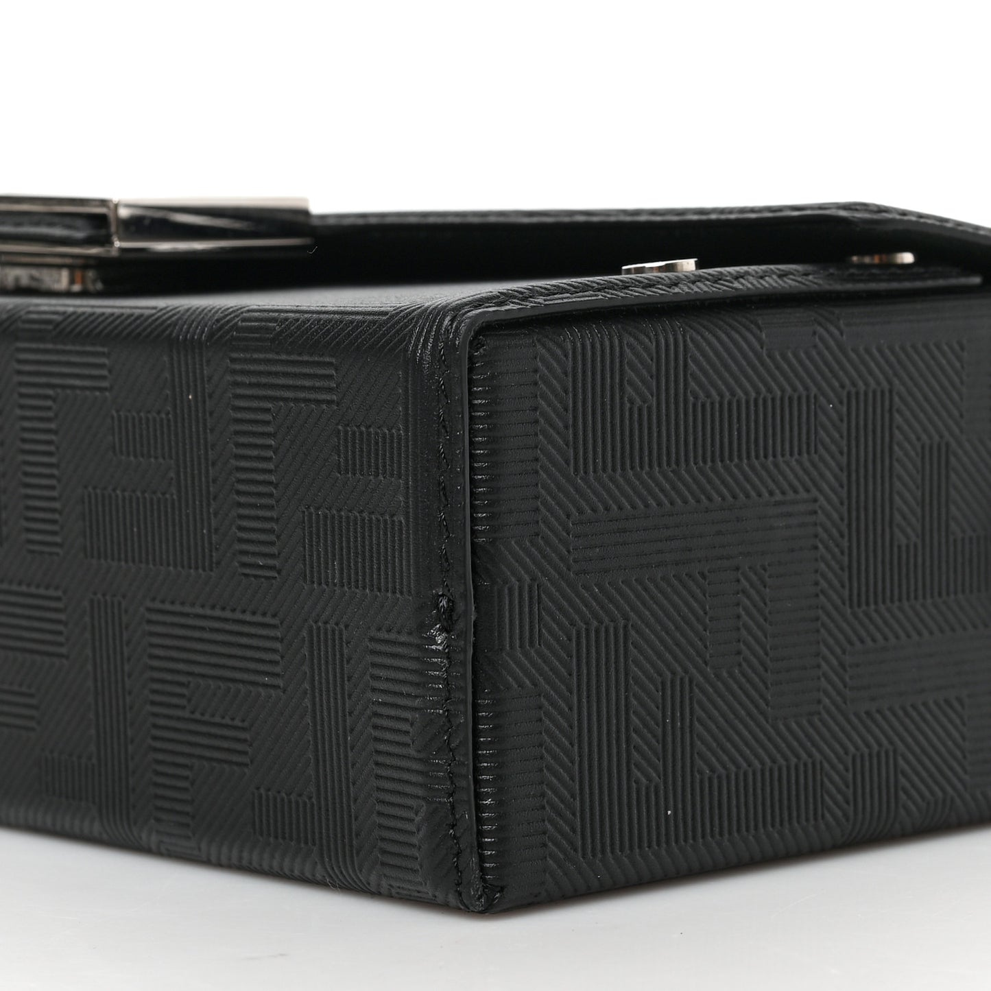 Vitello King FF Lines Embossed Baguette Soft Trunk Black