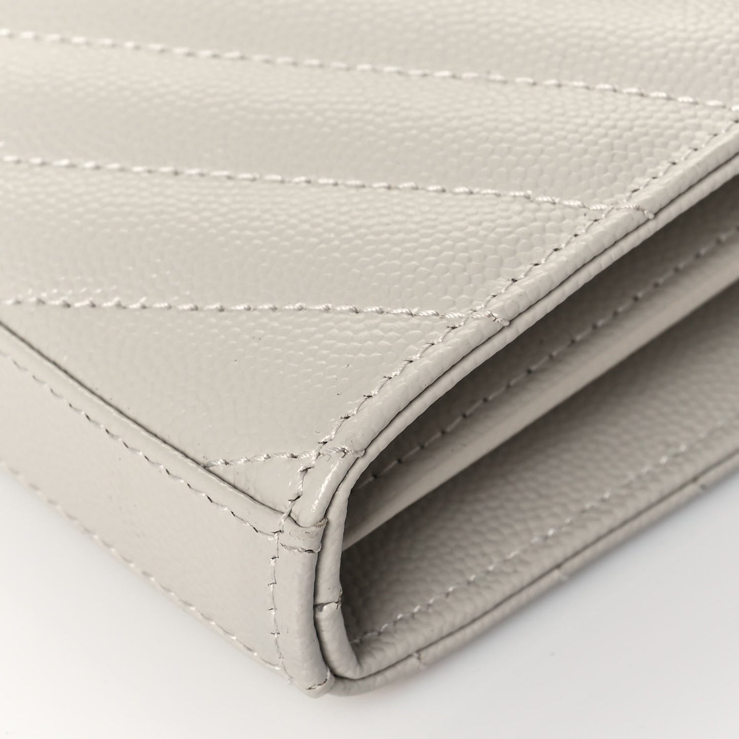 Grain De Poudre Matelasse Chevron Monogram Chain Wallet Crema Soft