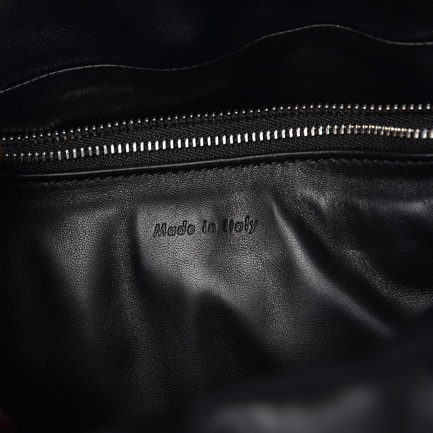 Smooth Lambskin Medium Pillow Flap Black