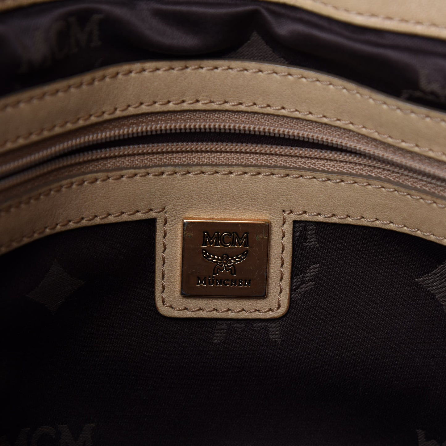 Visetos Medium Essentials Shopper Tote Beige