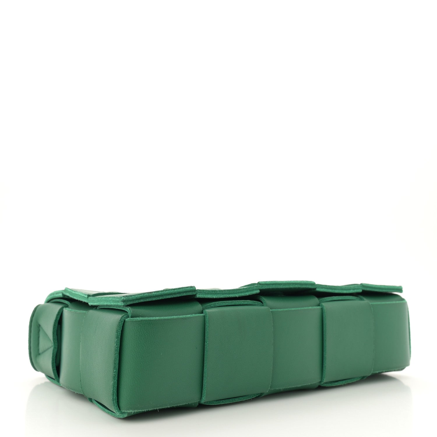 Bottega Veneta Lambskin Maxi Intrecciato Cassette Crossbody Bag Racing Green 4 of 11