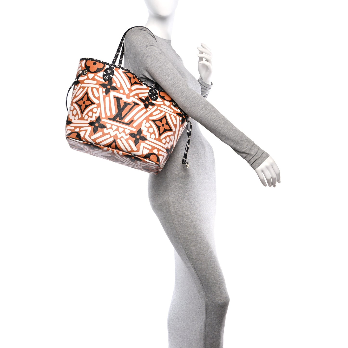 Monogram Giant Crafty Neverfull MM Creme Caramel