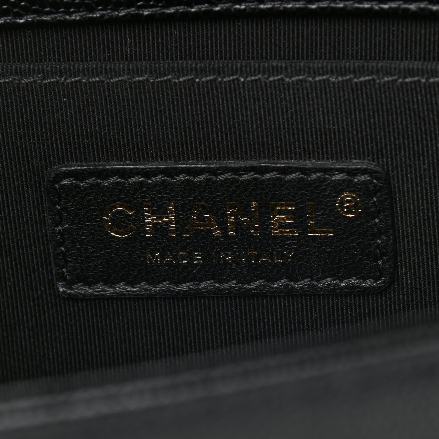 Caviar Chevron Quilted Medium Boy Flap Black