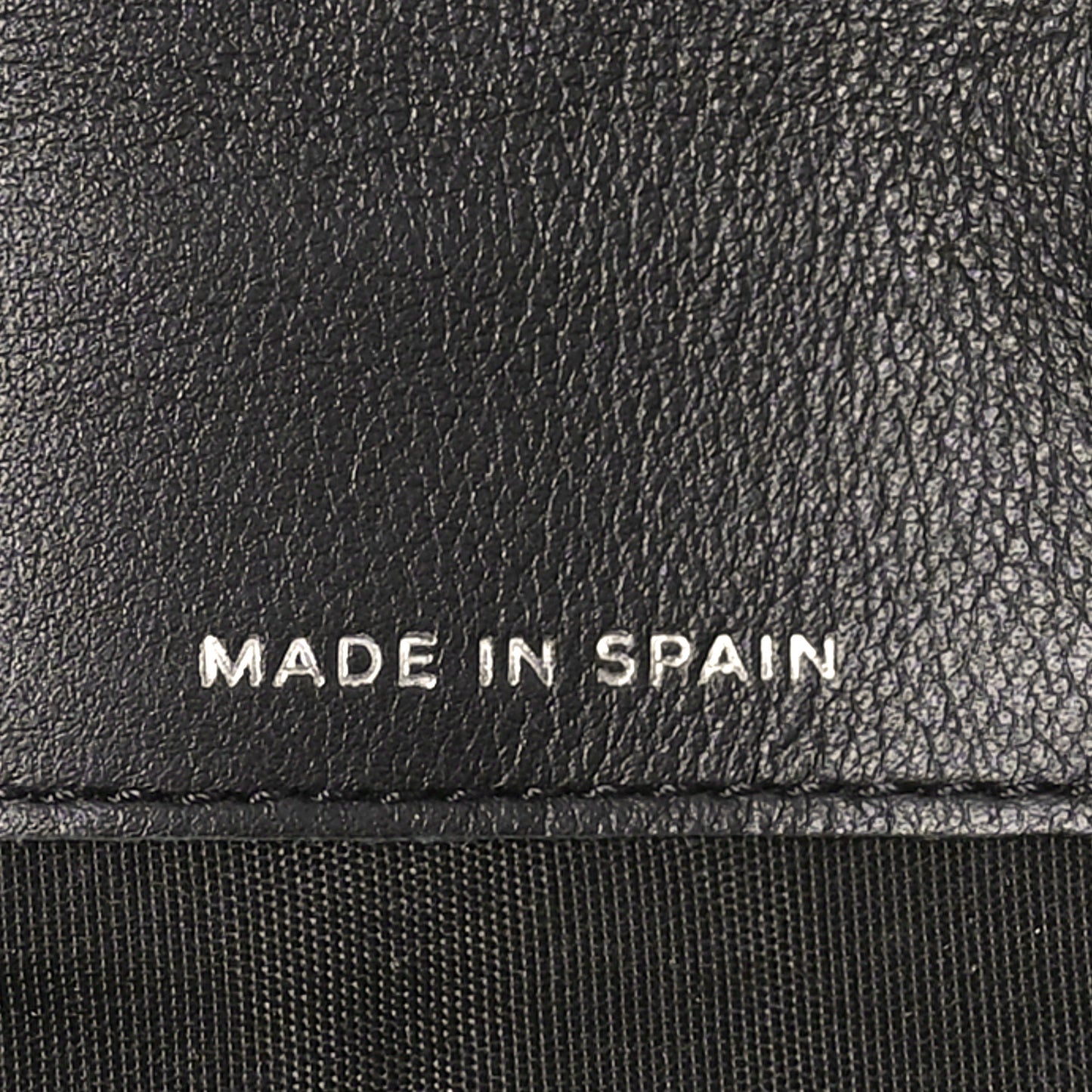 Caviar Timeless CC Yen Wallet Black