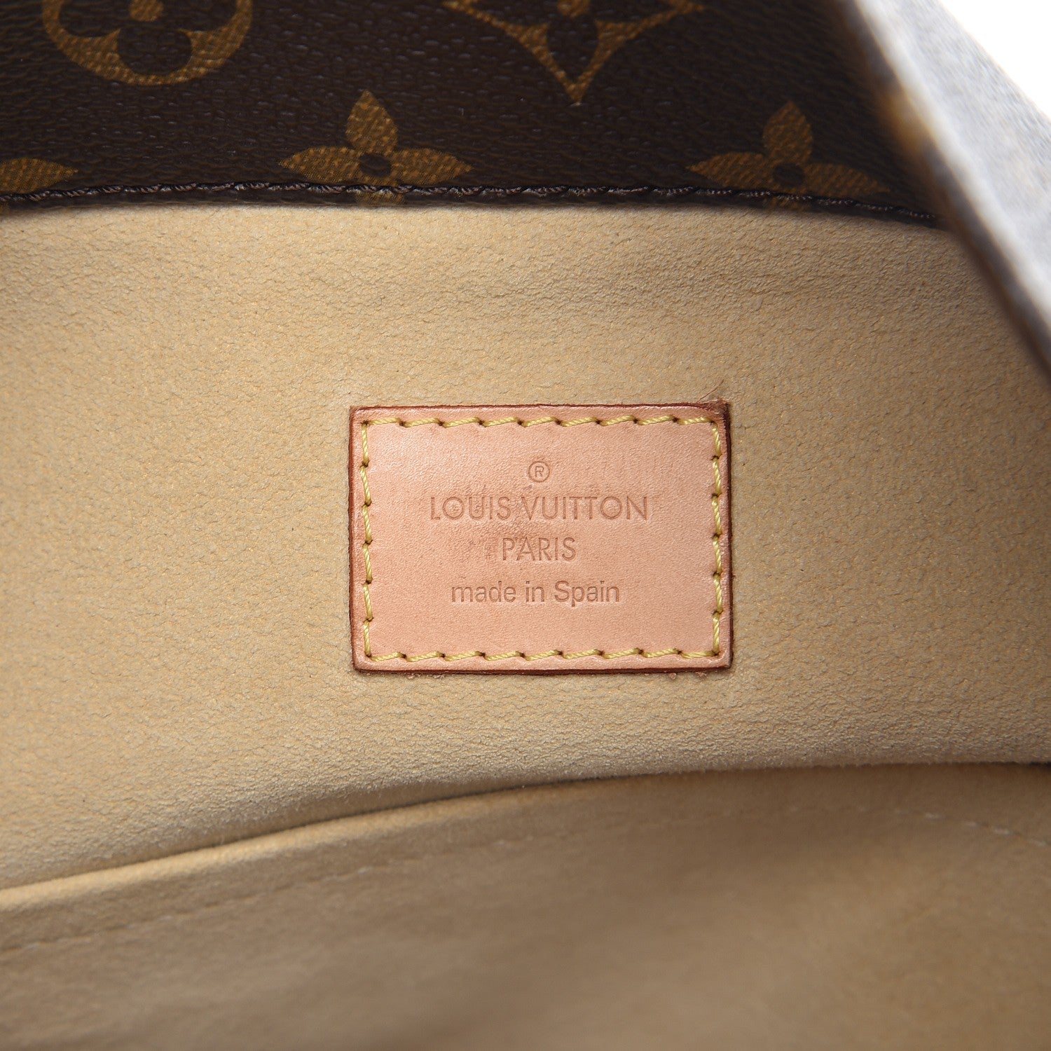 Louis Vuitton Monogram Artsy MM 6 of 7