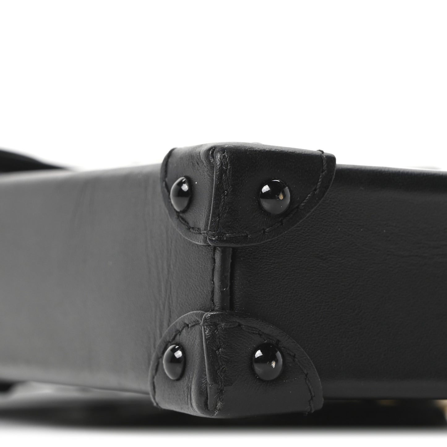 Monogram Pochette Trunk Verticale Black
