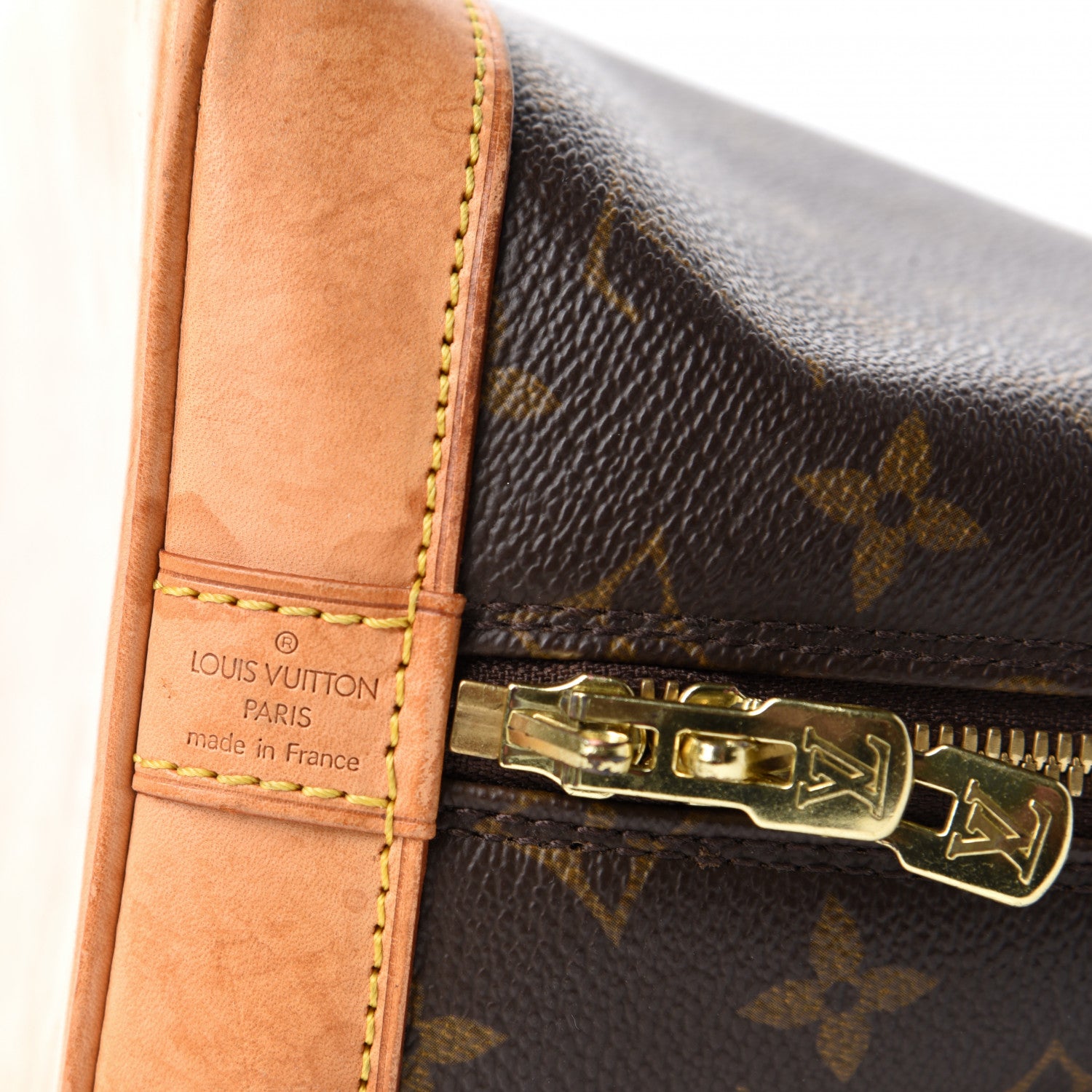 Louis Vuitton Monogram Alma PM 13 of 15